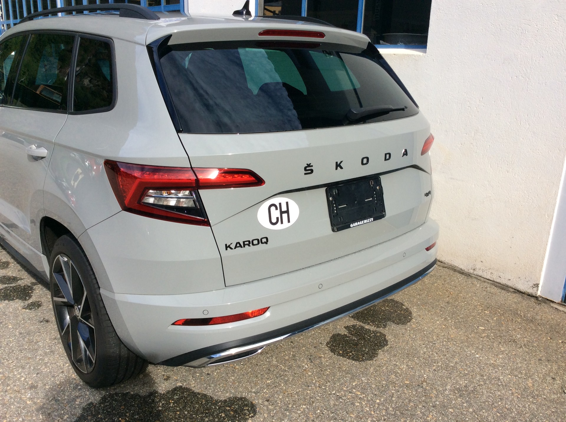 SKODA Karoq 2.0 TDI CR SportLine 4x4 DSG-image-2
