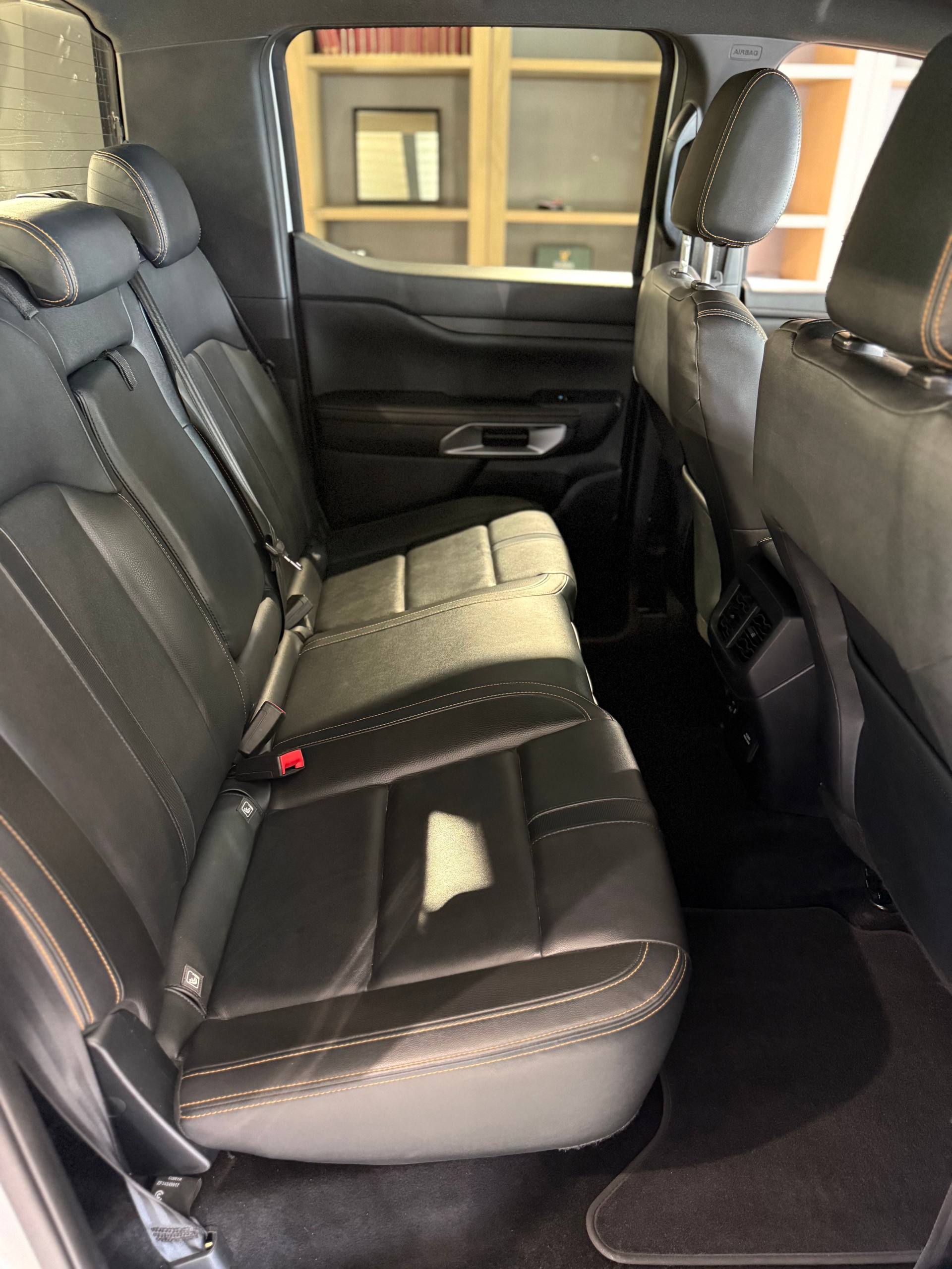 FORD Ranger Wildtrak 3.0 Eco Blue e-4WD Automat-image-7