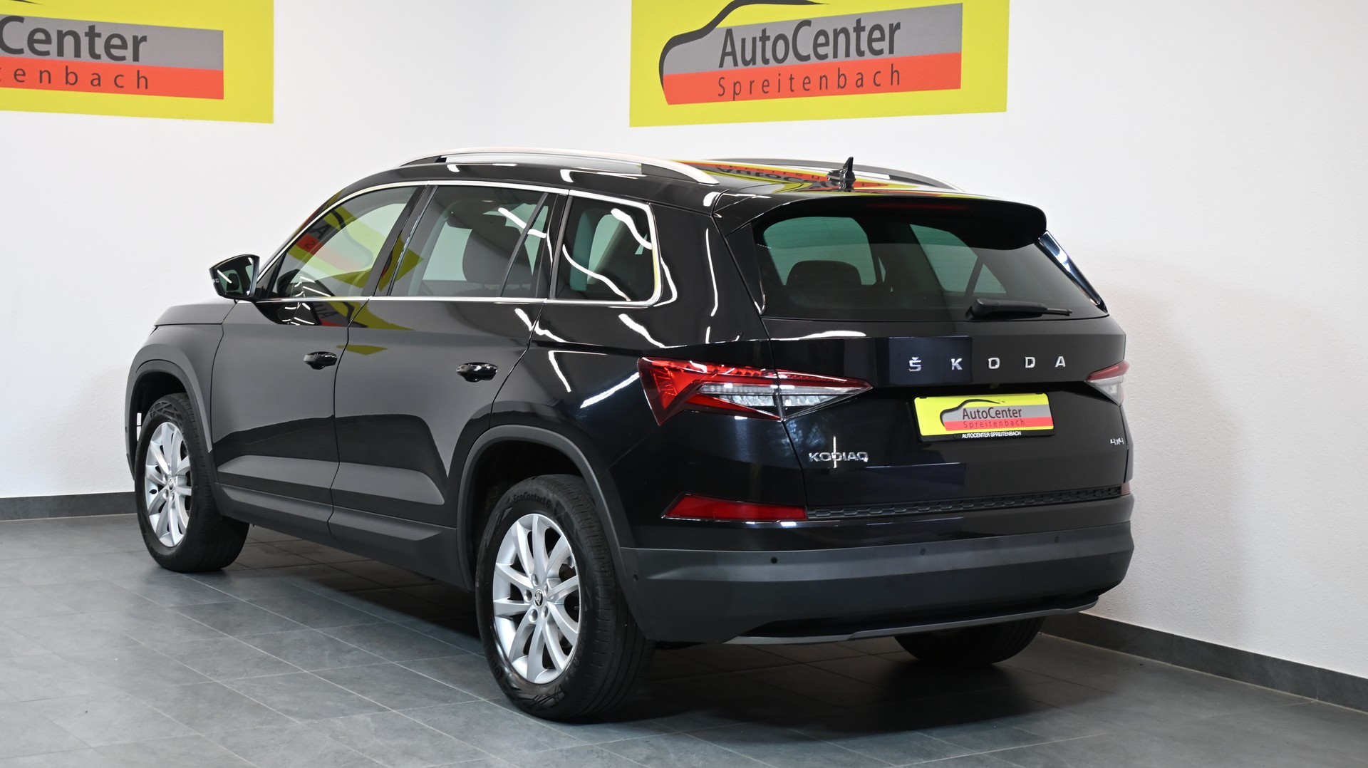 SKODA Kodiaq 2.0 TSI 4x4 Style 7-PLÄTZER-image-11