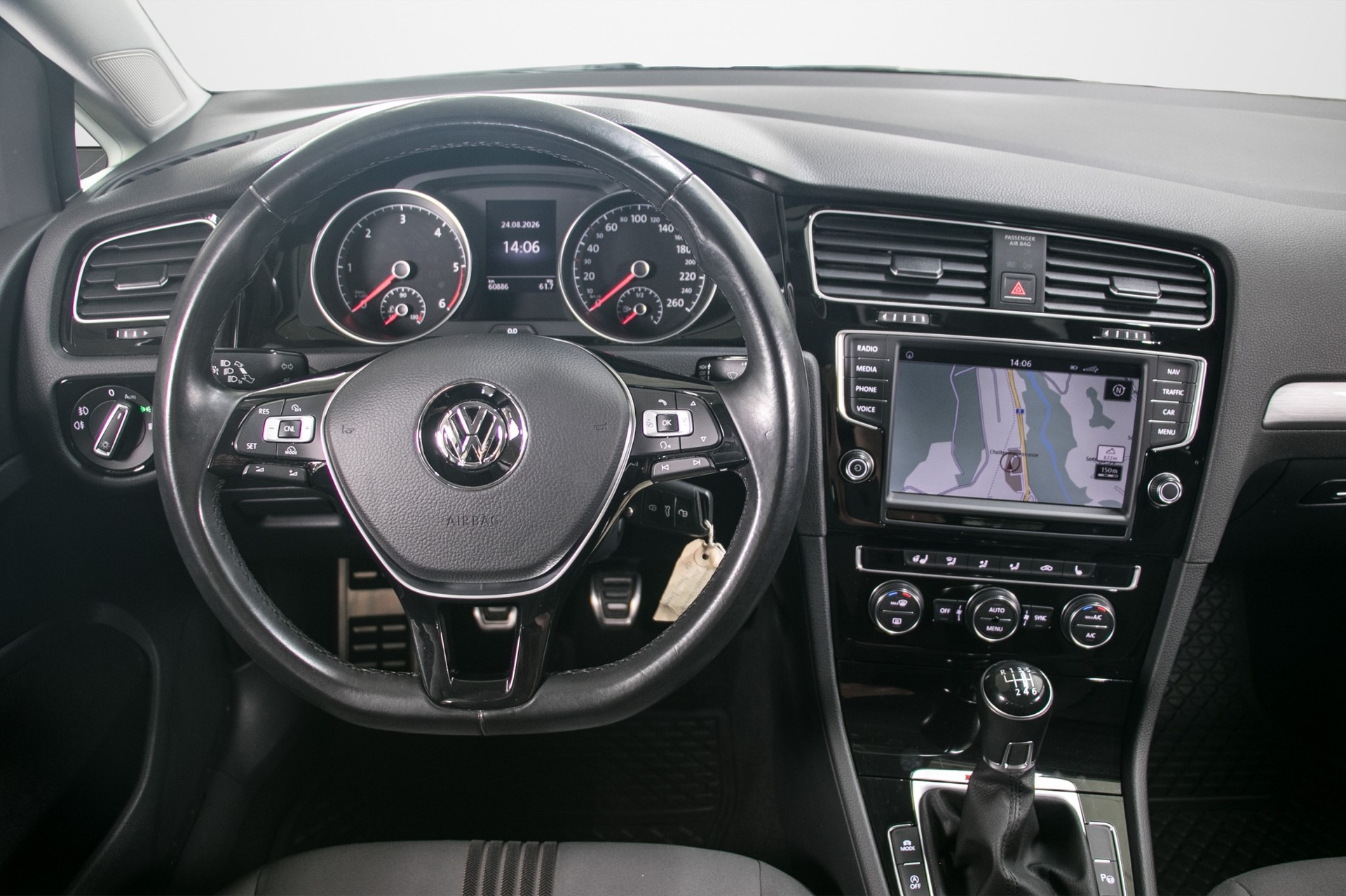 VW Golf 2.0 TDI Allstar 4Motion-image-4
