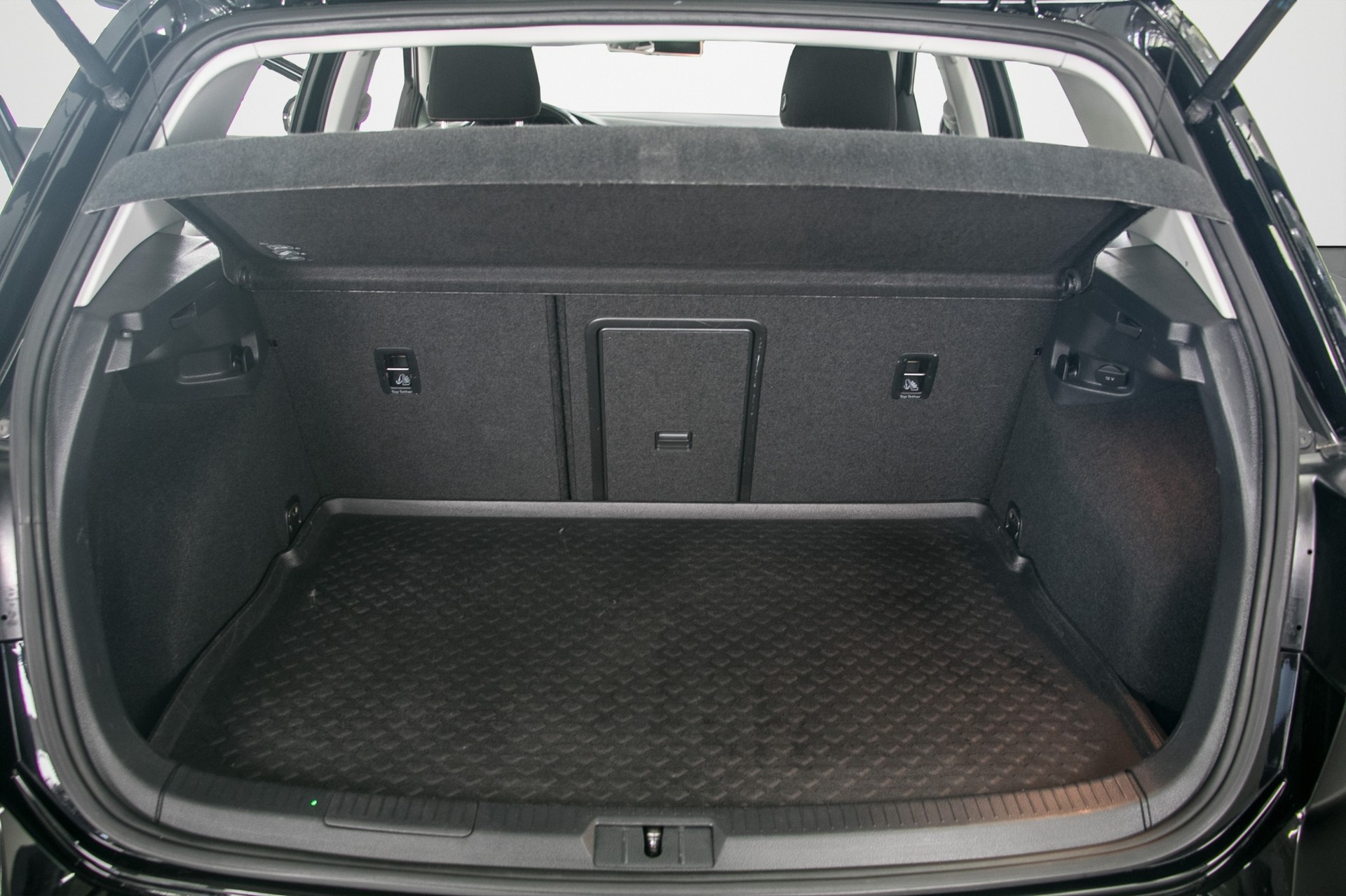 VW Golf 2.0 TDI Allstar 4Motion-image-11