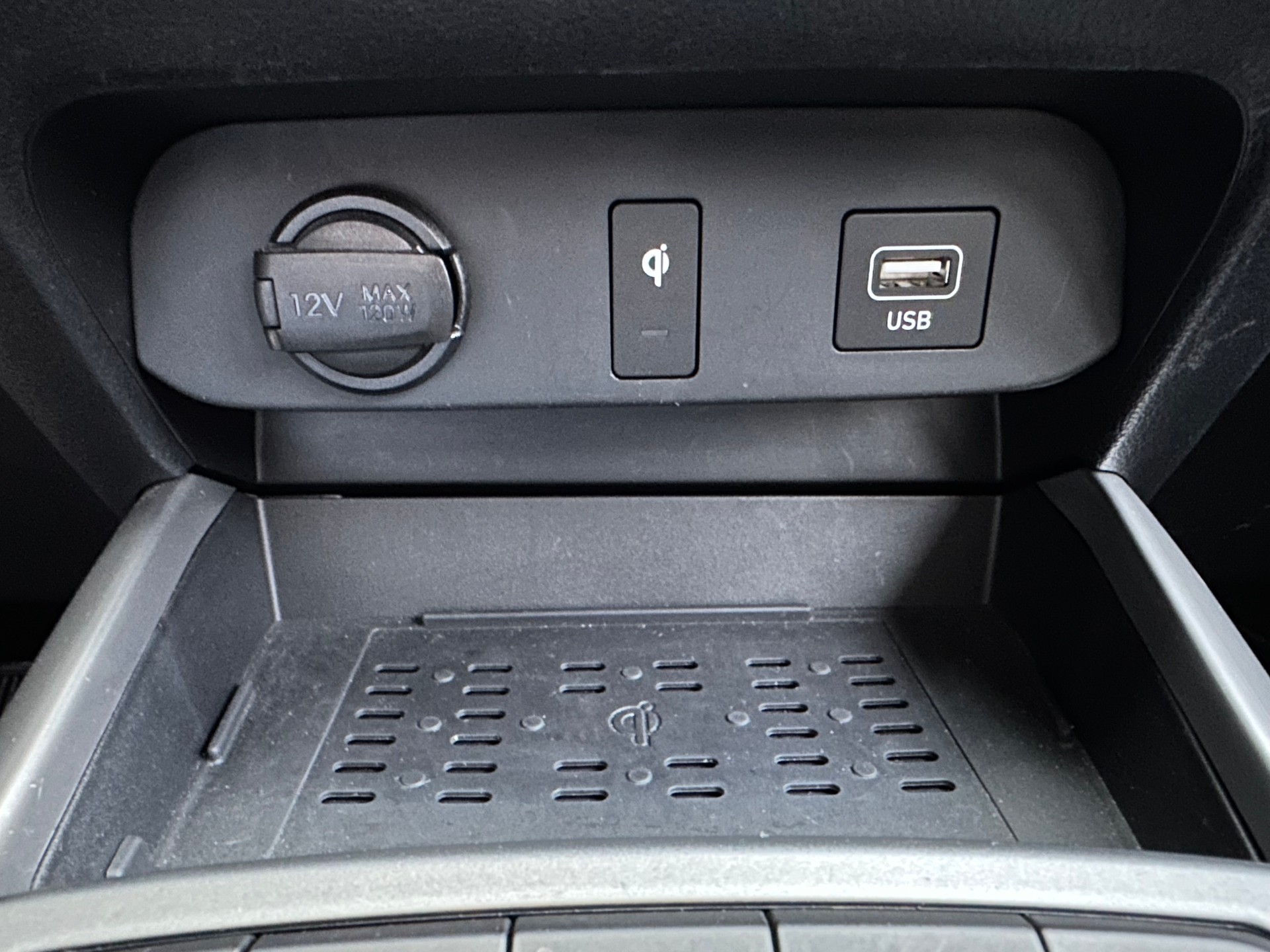HYUNDAI i10 1.2 Vertex Automat-image-31