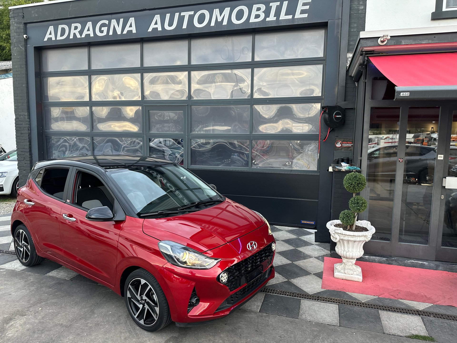 HYUNDAI i10 1.2 Vertex Automat-showroom-element-3