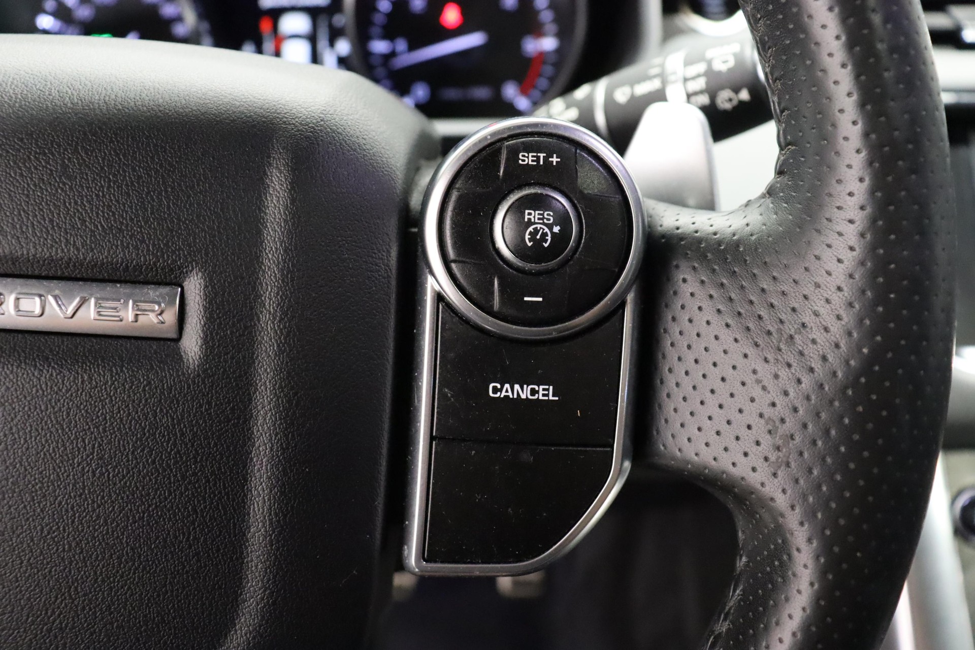 LAND ROVER Range Rover Sport 3.0 SDV6 HSE Dynamic-image-19
