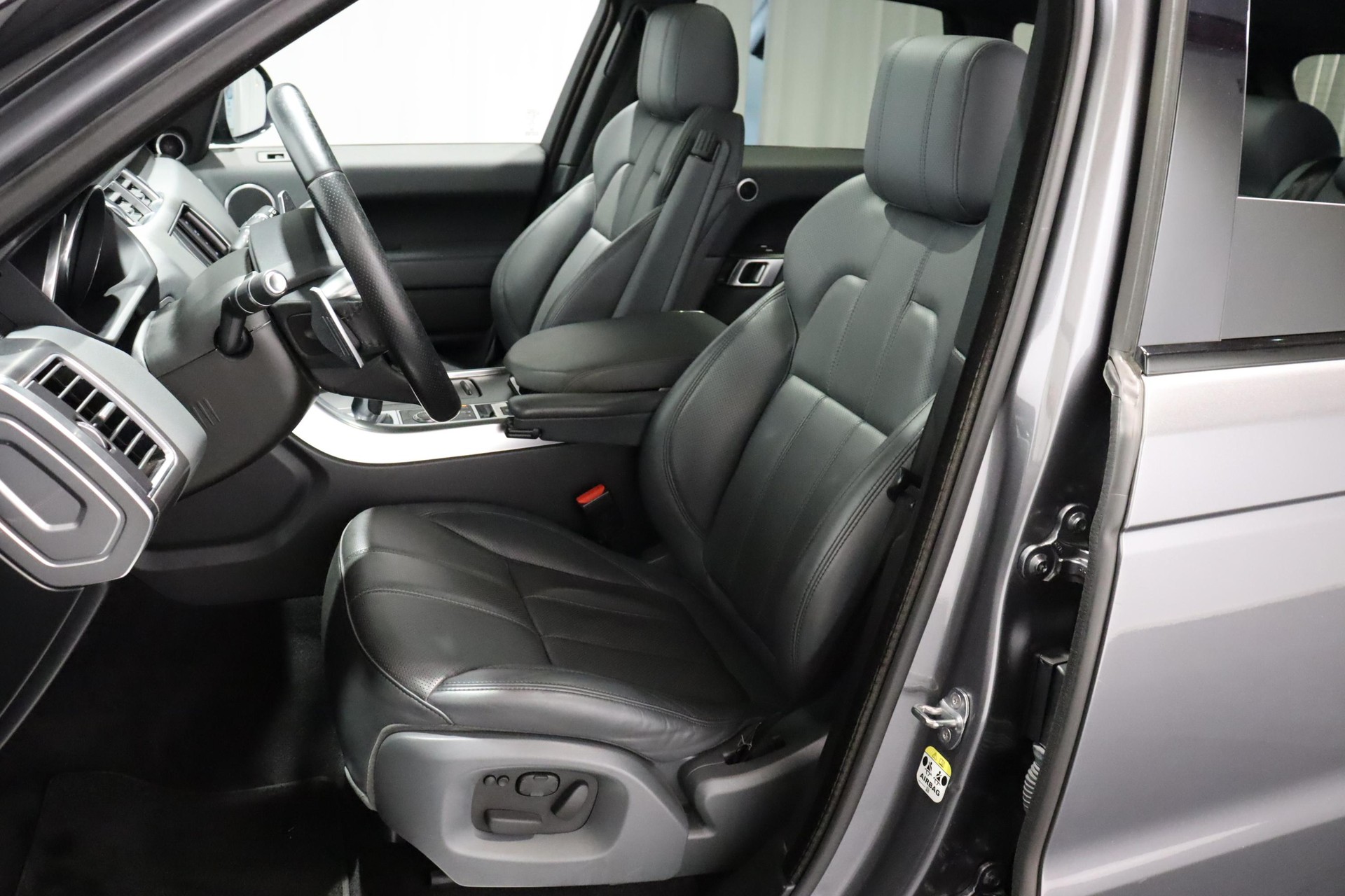 LAND ROVER Range Rover Sport 3.0 SDV6 HSE Dynamic-image-7