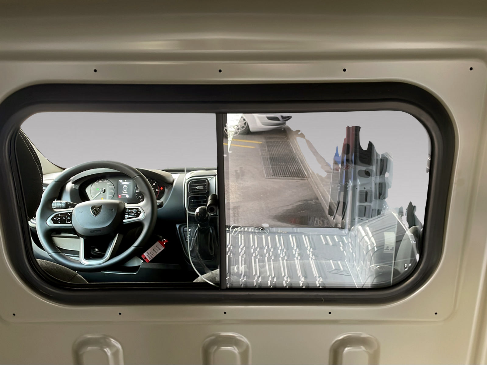 PEUGEOT Boxer Kaw. 335 L2H2 2.2 BlueHDi 140 S/S-image-7
