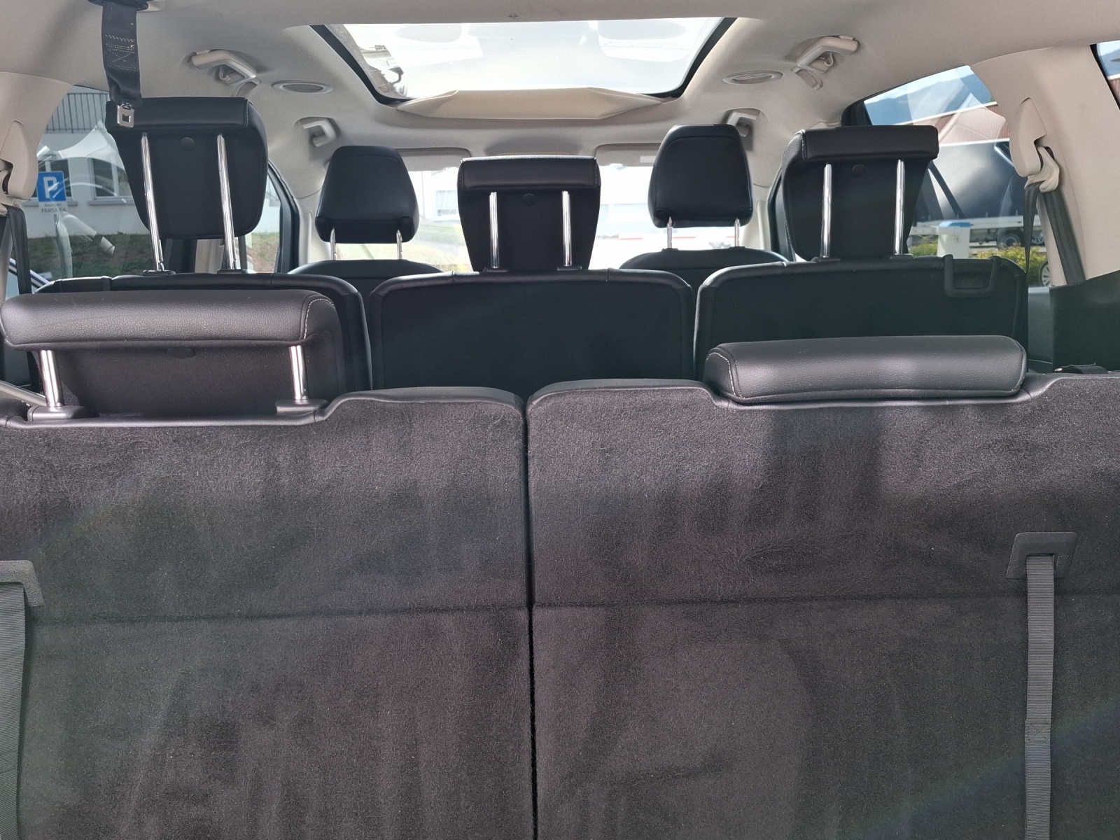 FORD S-Max 2.0 TDCi Titanium AWD PowerShift // PANORAMA // ANHÄNGERKUPPLUNG-image-11