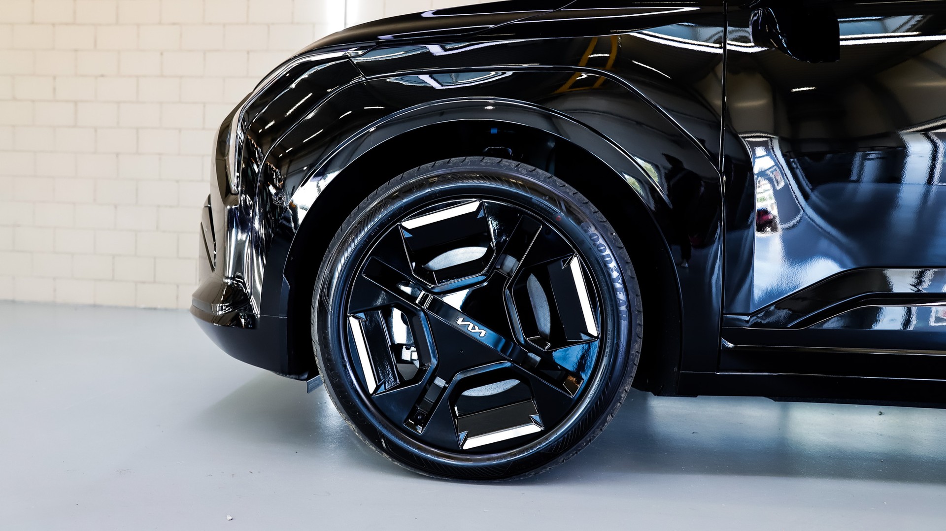 KIA EV3 81,4 kWh GT Line AWD 4x4-image-4