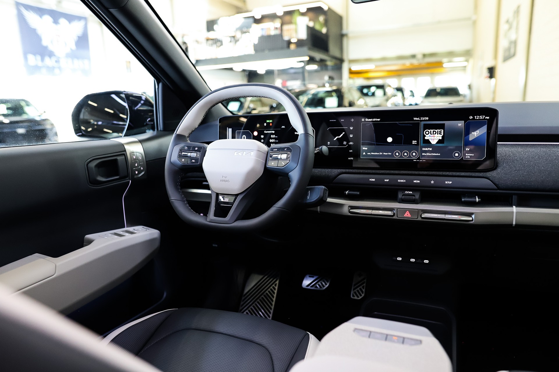 KIA EV3 81,4 kWh GT Line AWD 4x4-image-17
