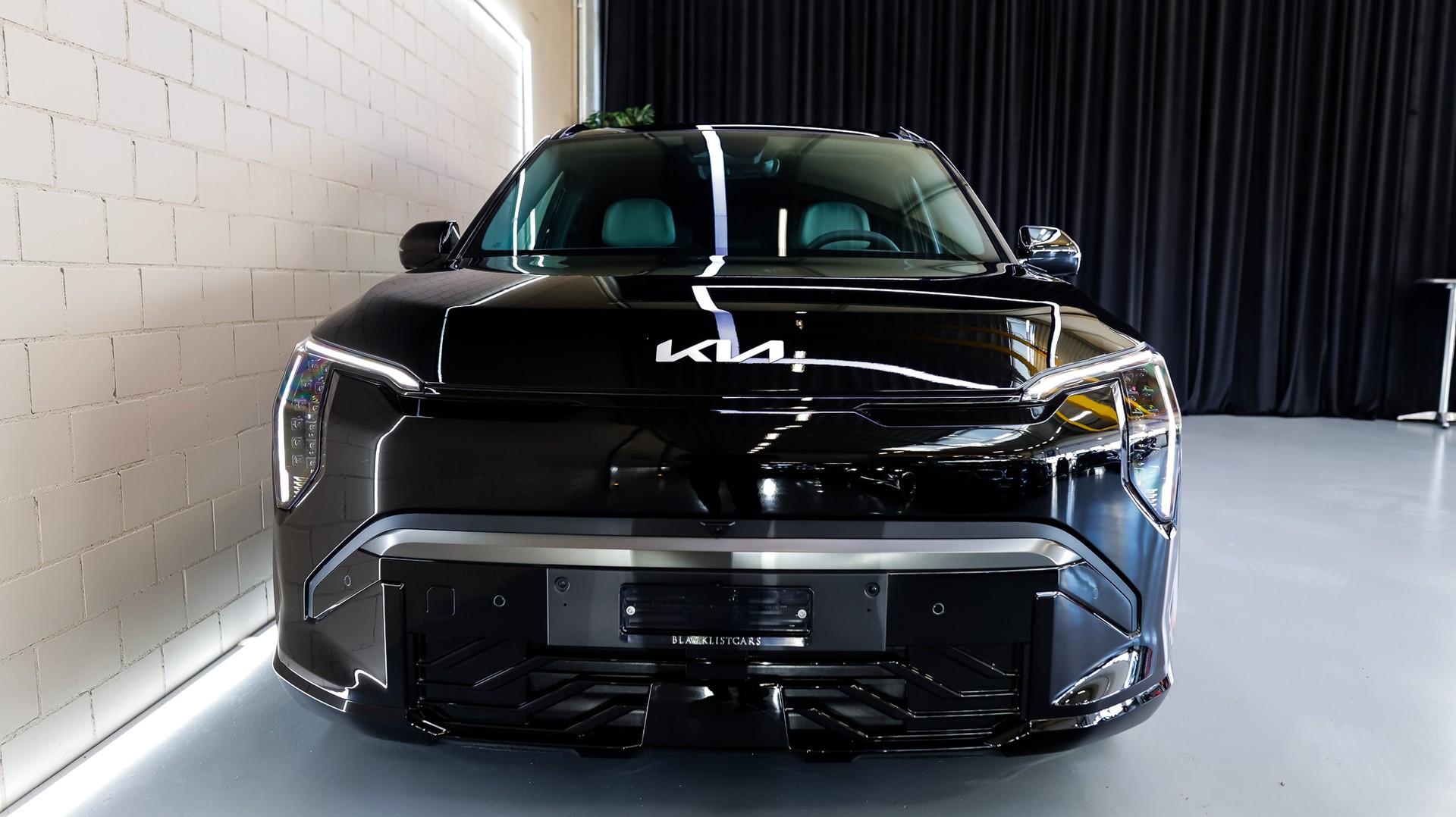 KIA EV3 81,4 kWh GT Line AWD 4x4-image-2