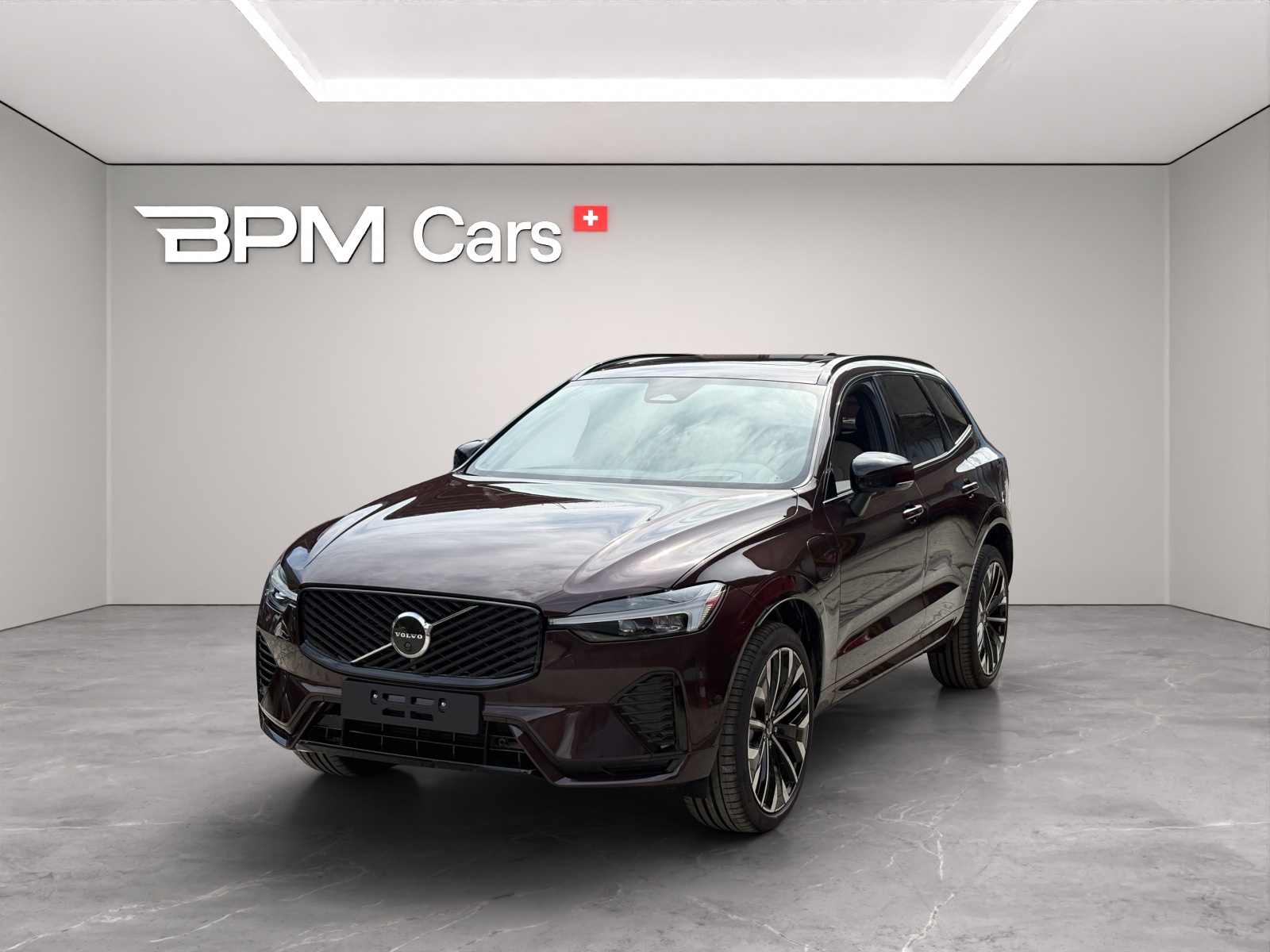 Photo VOLVO XC60 XC60 T6 eAWD PluginHybrid Ultra Dark Geartronic