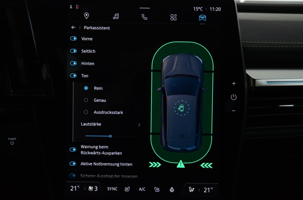 RENAULT Megane E-Tech EV60 *ICONIC*-image-17