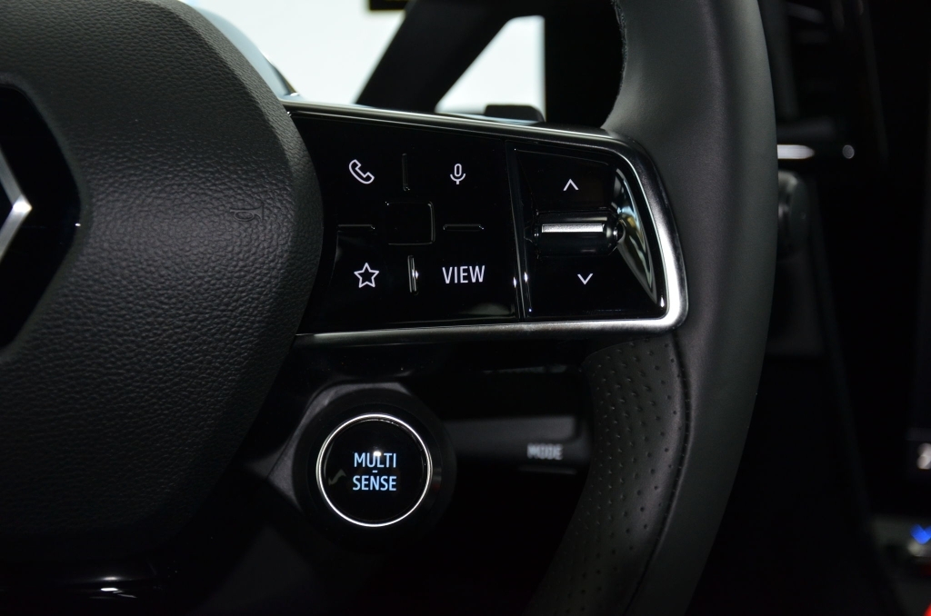 RENAULT Megane E-Tech EV60 *ICONIC*-image-20