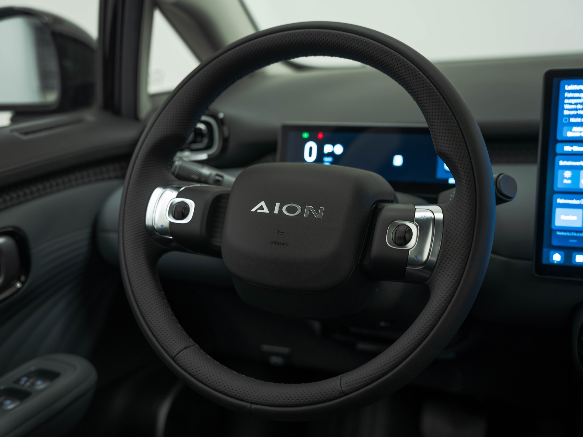 GAC AION UT Elektro / 8 Jahre Werksgarantie-image-21