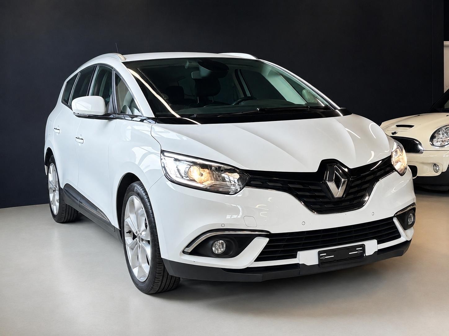 RENAULT Grand Scénic 1.5 dCi Bose EDC-image-0