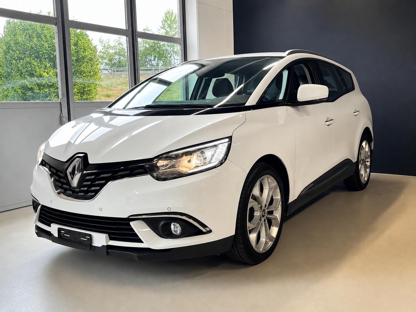 RENAULT Grand Scénic 1.5 dCi Bose EDC-image-5