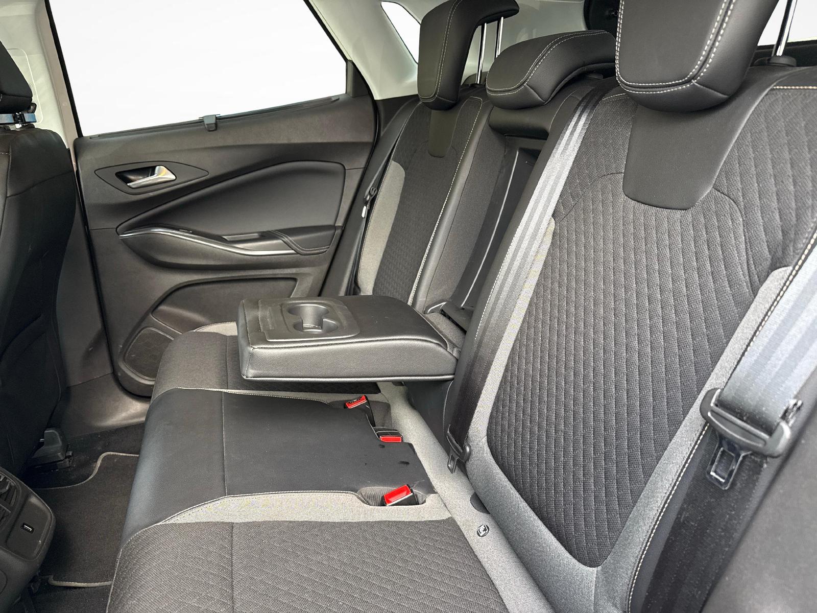 OPEL Grandland X 1.6 T PHEV Excellence-image-10