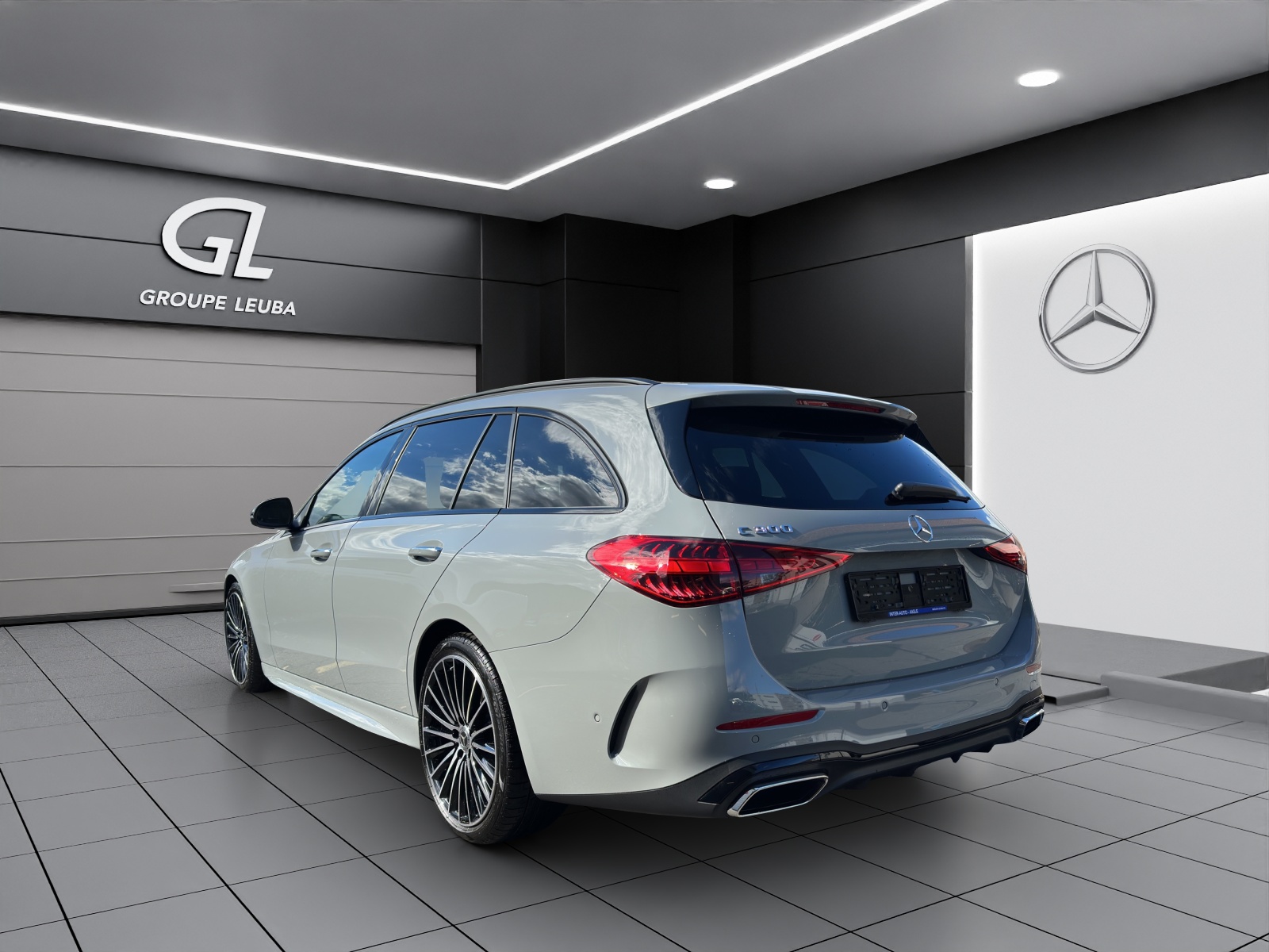 MERCEDES-BENZ C 300 T-image-3