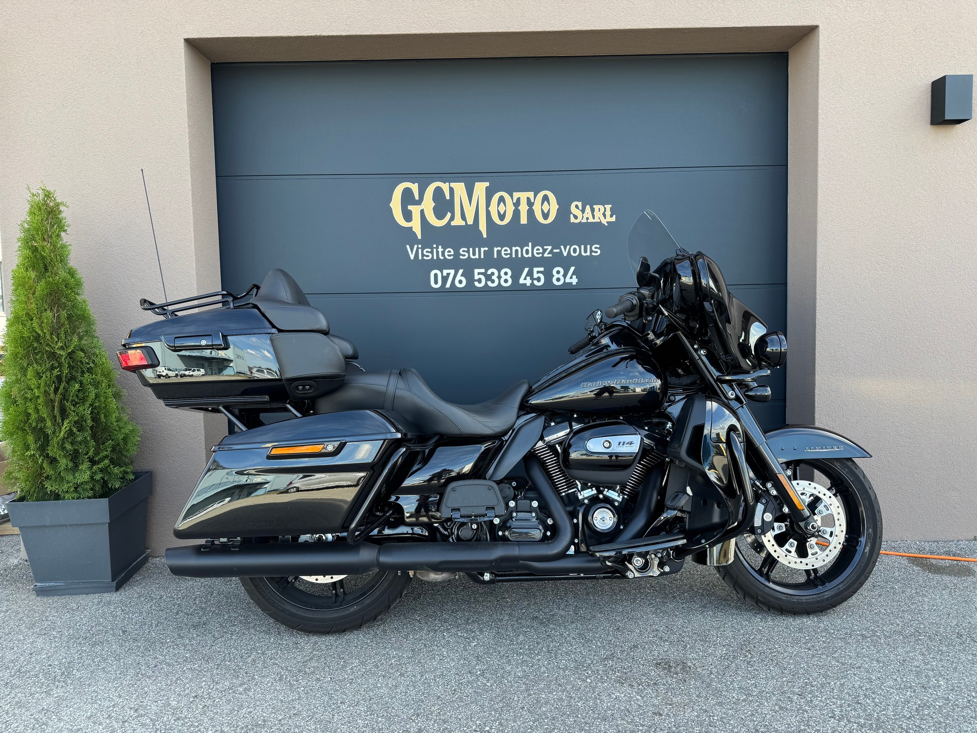 HARLEY-DAVIDSON FLHTK Electra Glide Ultra Limited Black Finish114