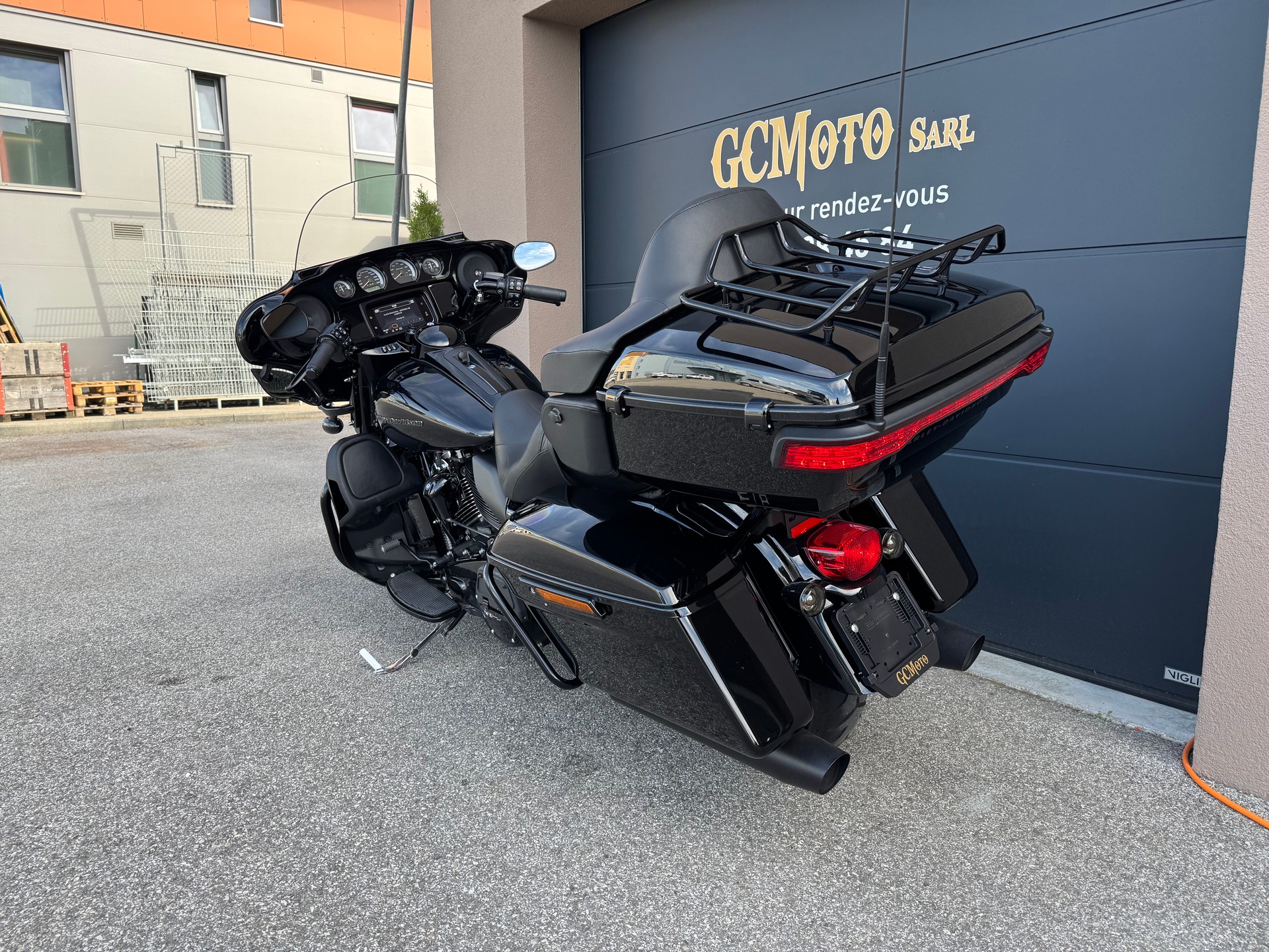 HARLEY-DAVIDSON FLHTK Electra Glide Ultra Limited Black Finish114-image-6