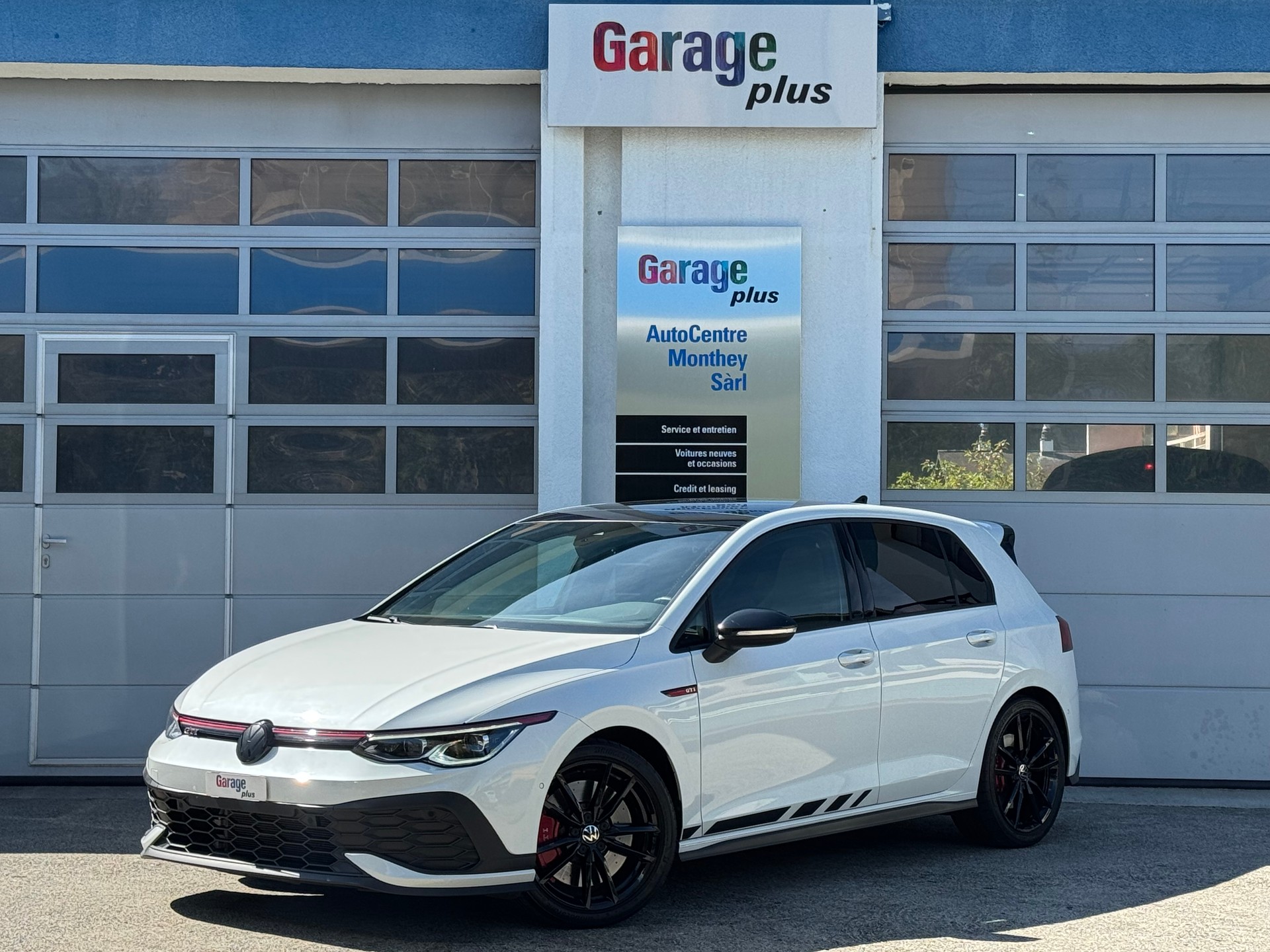 VW Golf 2.0 TSI GTI Clubsport DSG-image-0