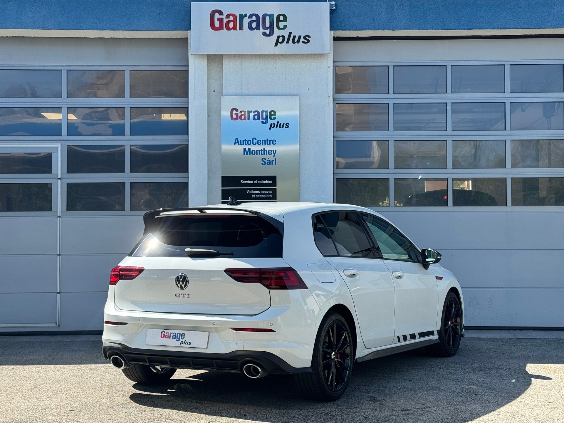 VW Golf 2.0 TSI GTI Clubsport DSG-image-5