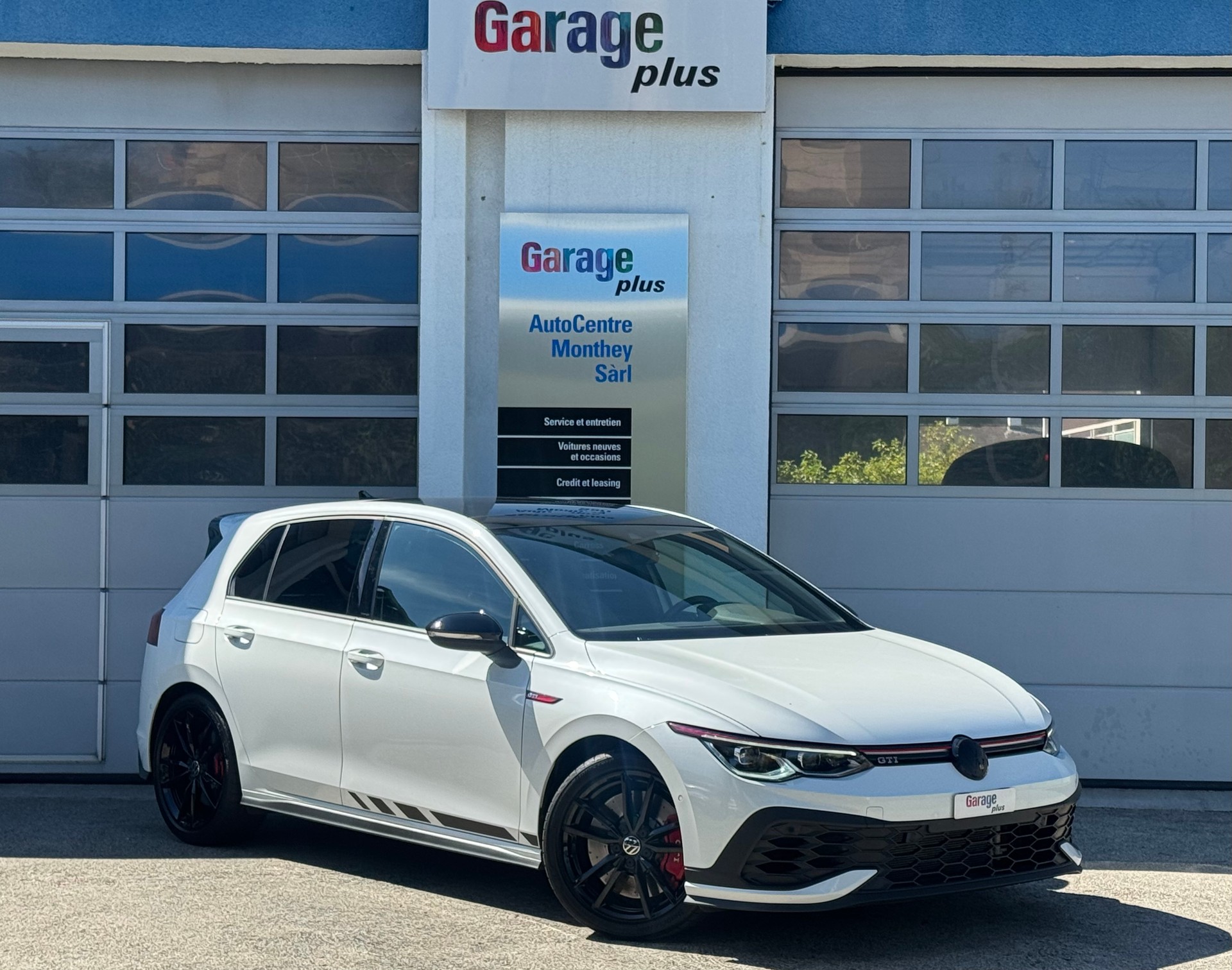 VW Golf 2.0 TSI GTI Clubsport DSG-image-1