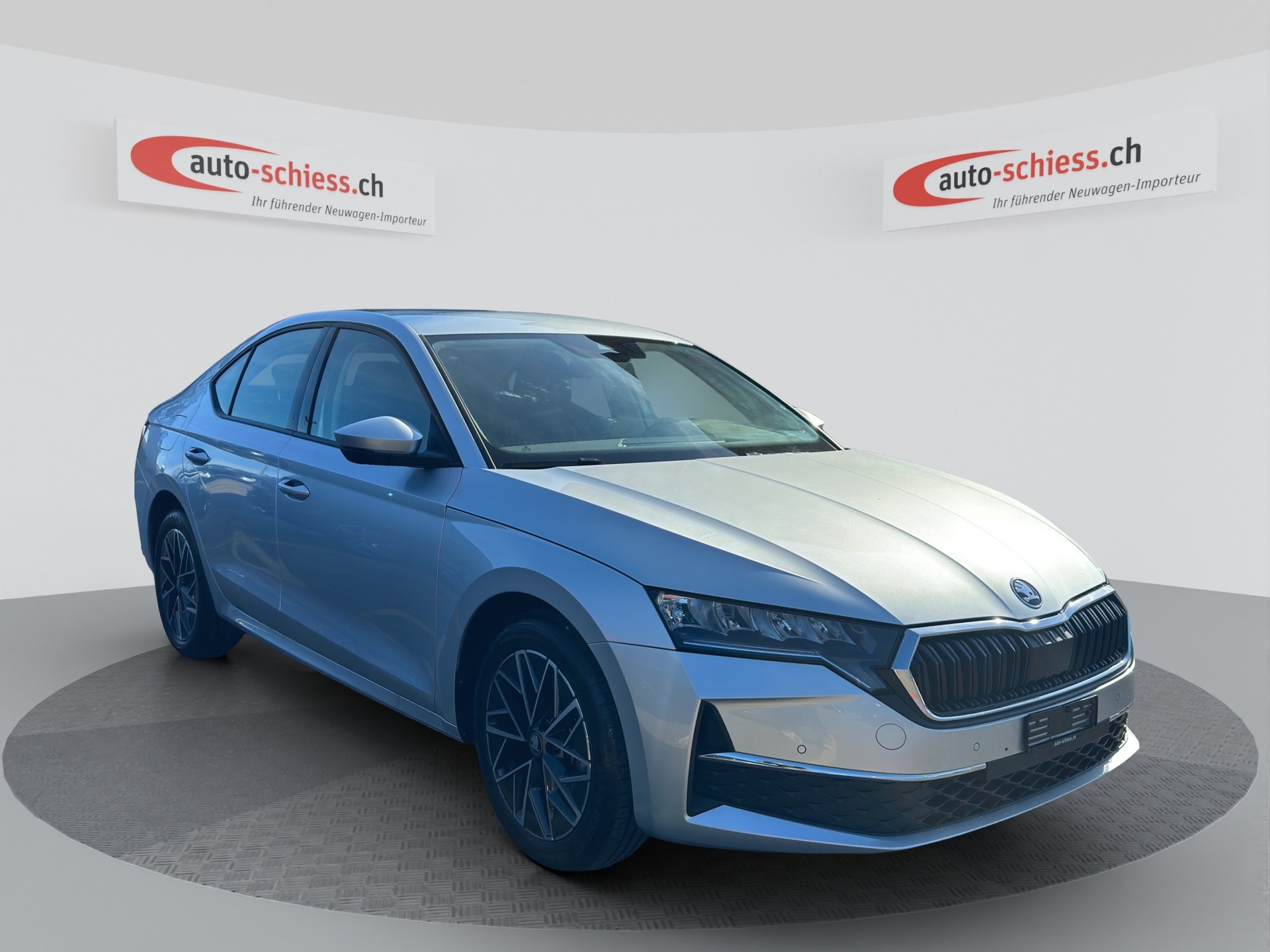 SKODA Octavia Lim. 1.5 TSI mHEV DSG-image-0