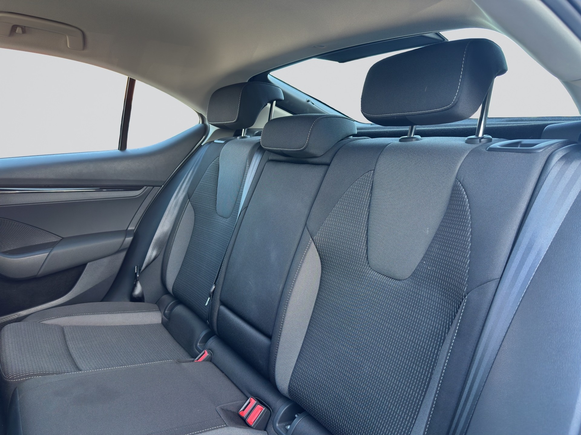 SKODA Octavia Lim. 1.5 TSI mHEV DSG-image-9