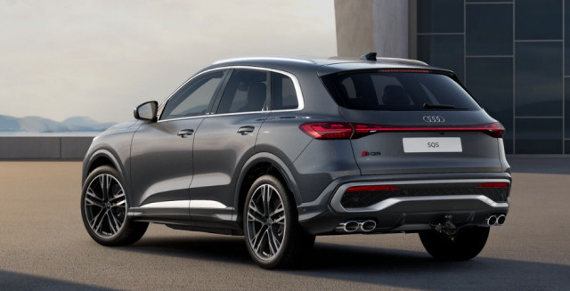 AUDI SQ5 TFSI quattro S-tronic-image-2