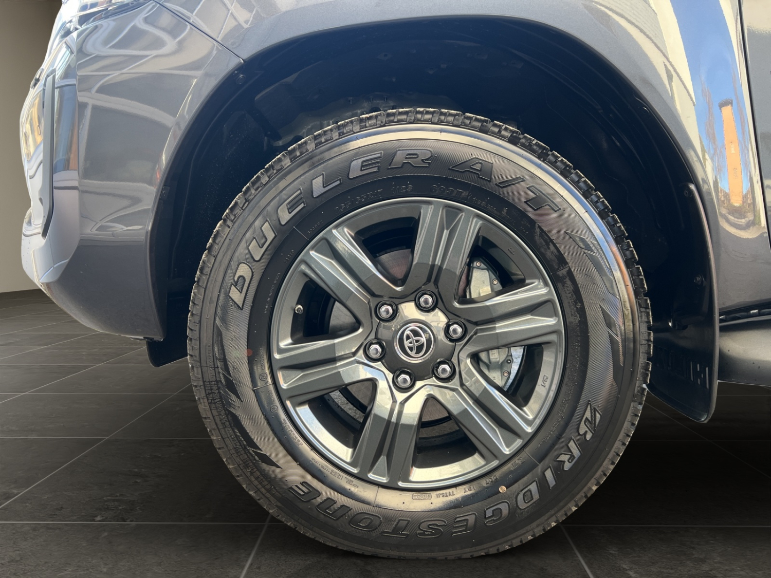 TOYOTA Hilux Double Cab.-Pick-up 2.8 D-4D 204 Style MHEV-image-18