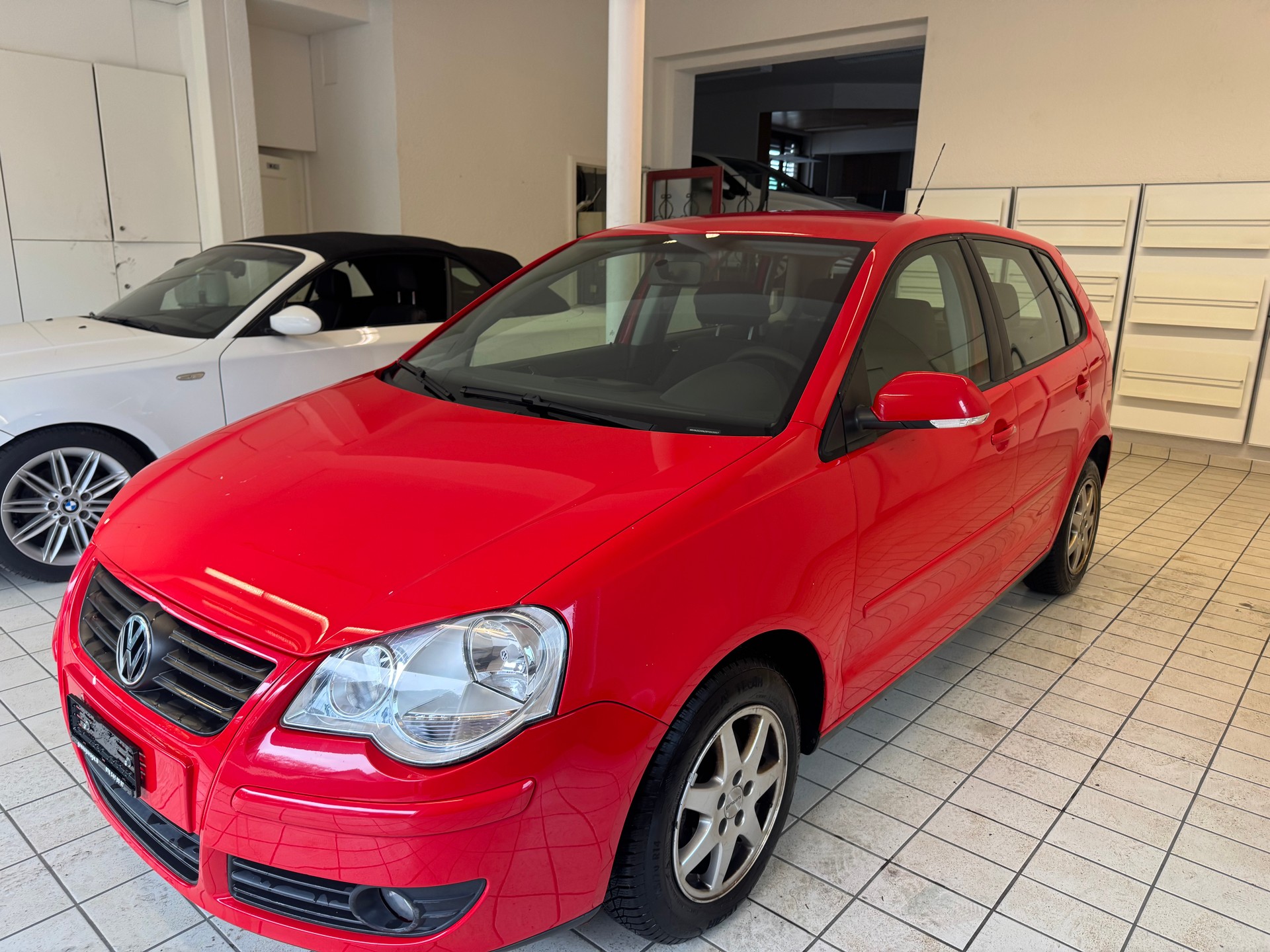 VW Polo 1.4 16V Young&Fresh-image-2