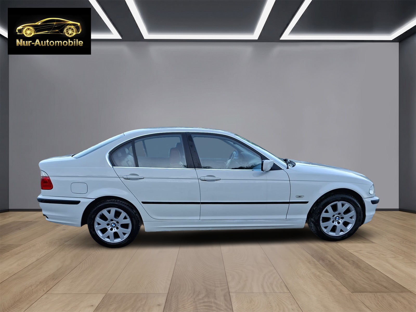 BMW 325xi-image-5