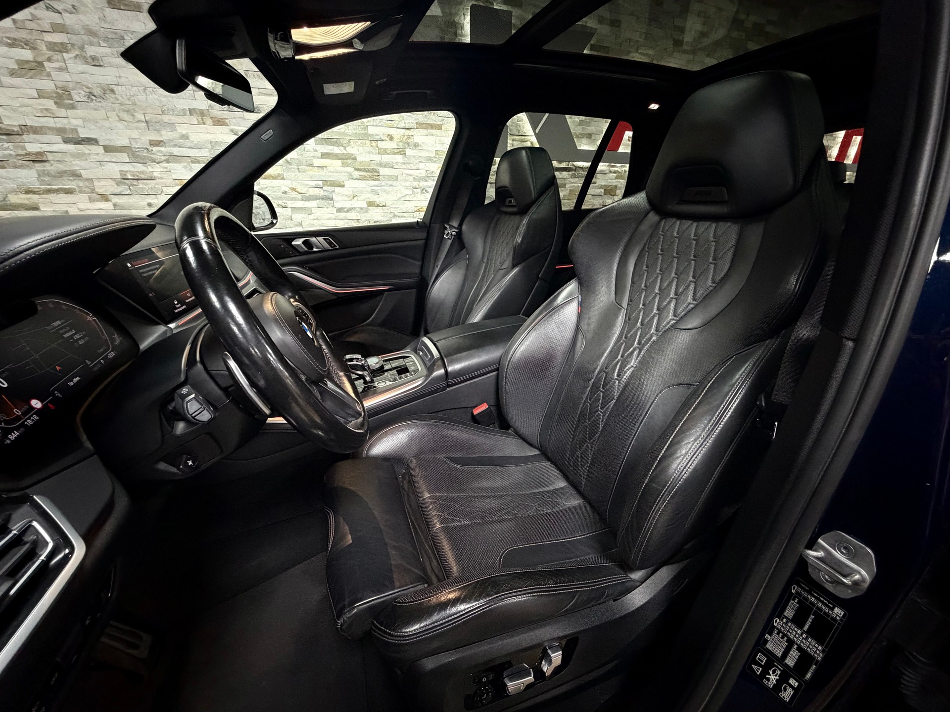 BMW X5 xDrive 48V 40d M Sport Steptronic-image-13