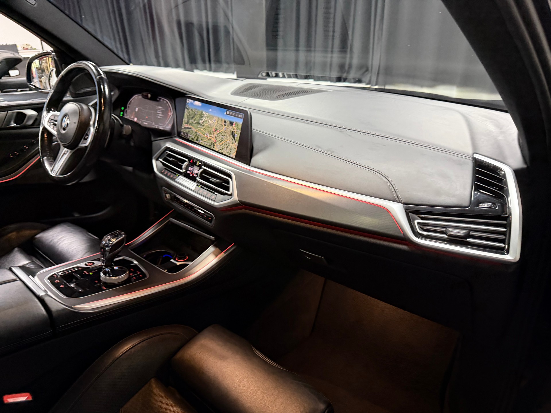 BMW X5 xDrive 48V 40d M Sport Steptronic-image-30