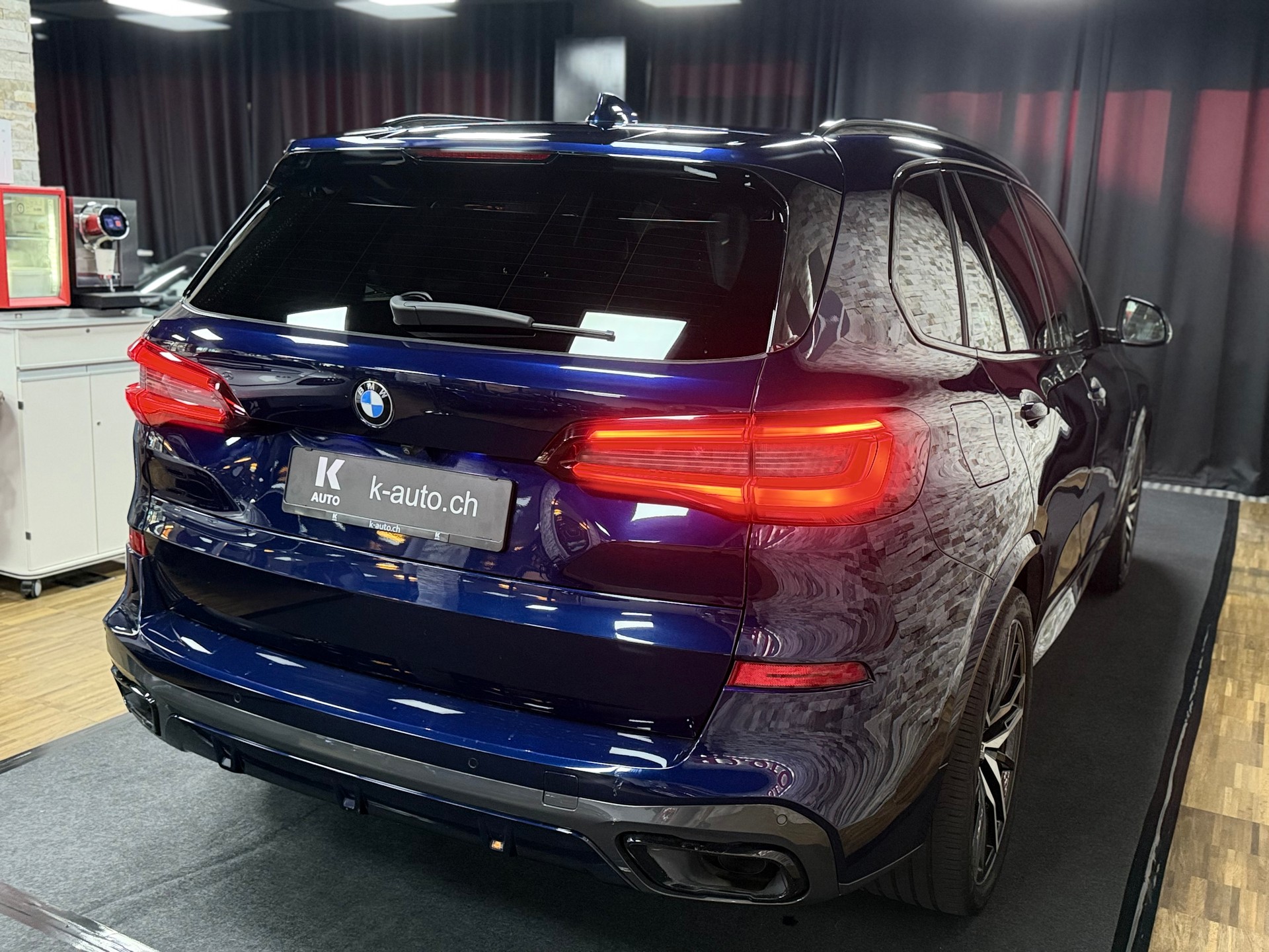 BMW X5 xDrive 48V 40d M Sport Steptronic-image-4