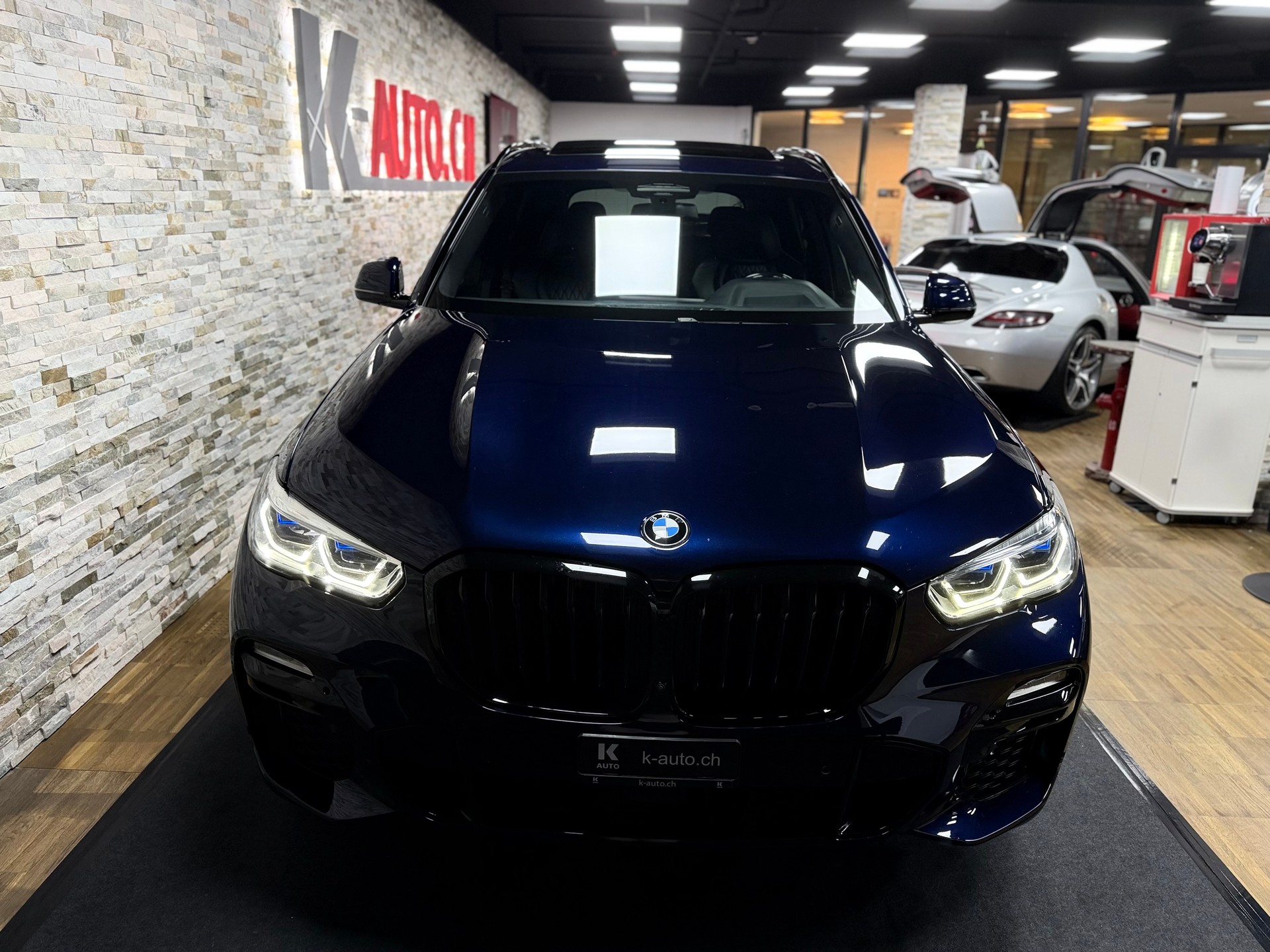 BMW X5 xDrive 48V 40d M Sport Steptronic-image-5