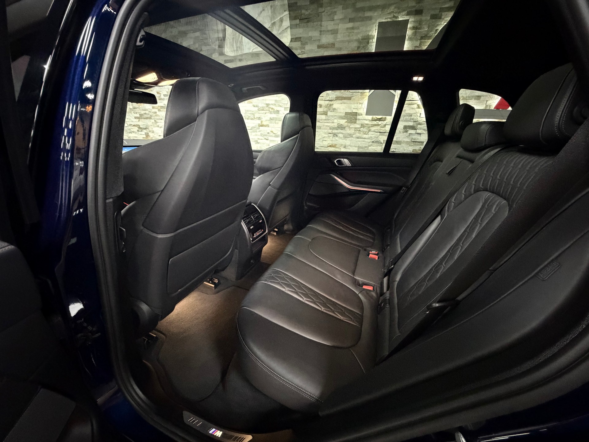 BMW X5 xDrive 48V 40d M Sport Steptronic-image-24