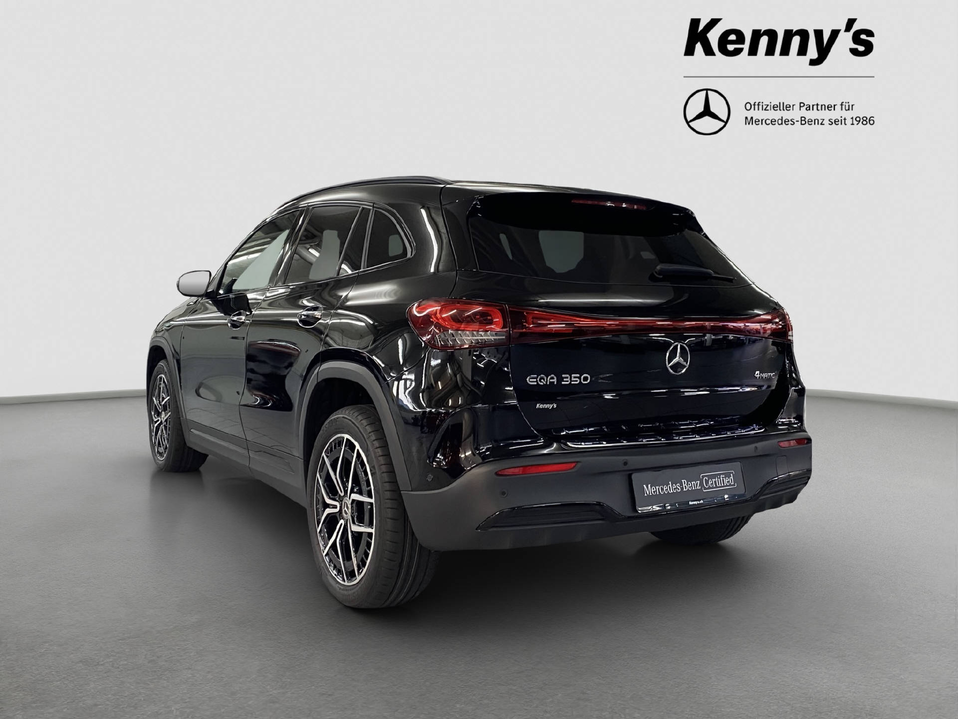 MERCEDES-BENZ EQA 350 AMG Line 4MATIC-image-4