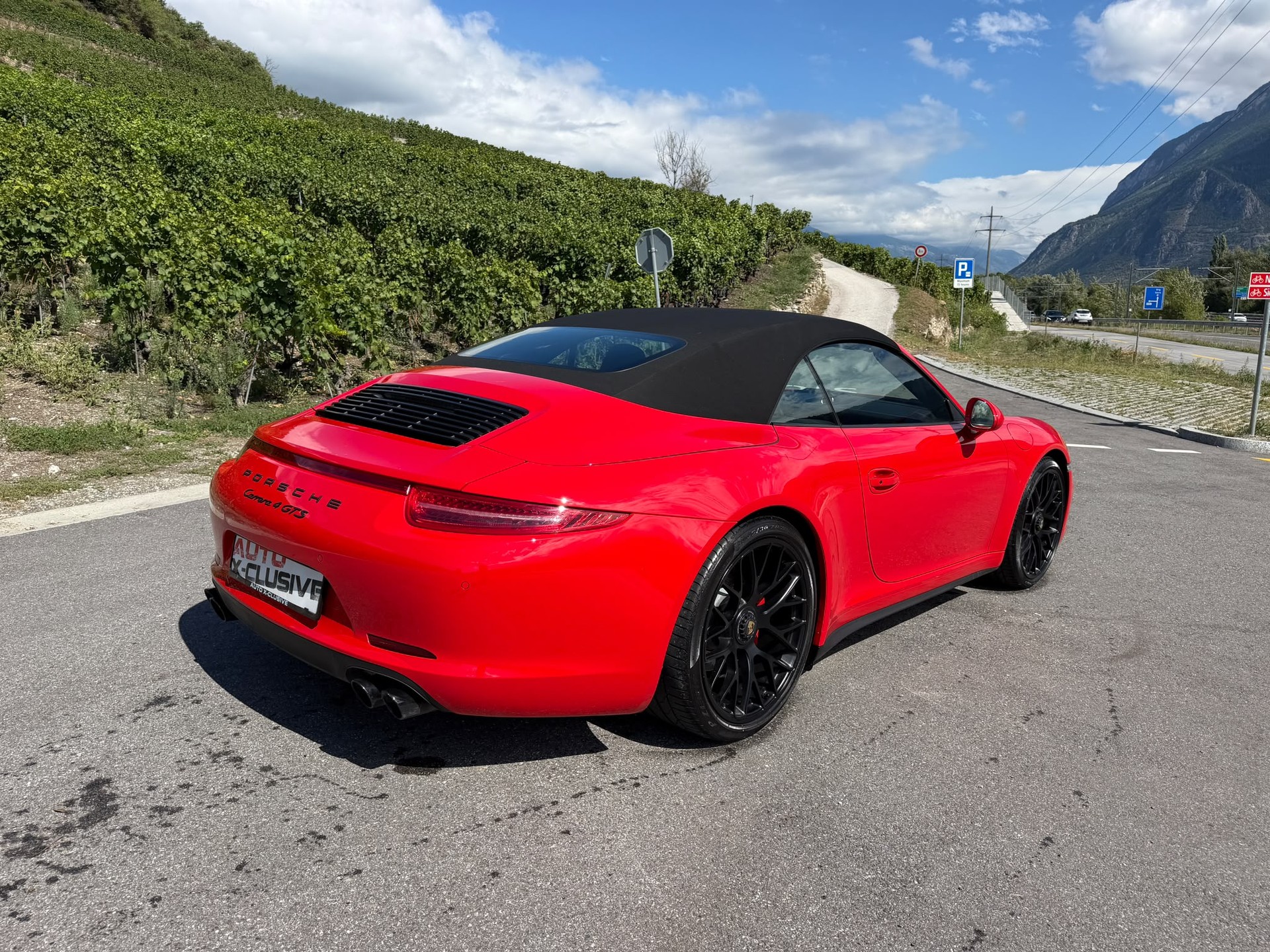 PORSCHE 911 Cabrio Carrera 4 GTS PDK-image-4