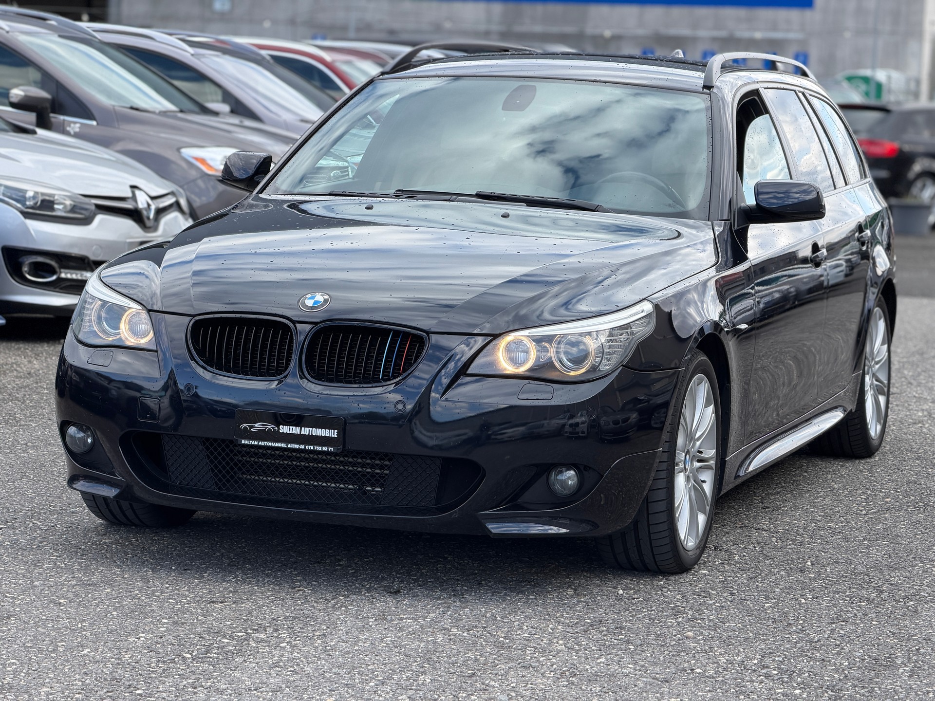 BMW 530xi Touring Steptronic-image-2