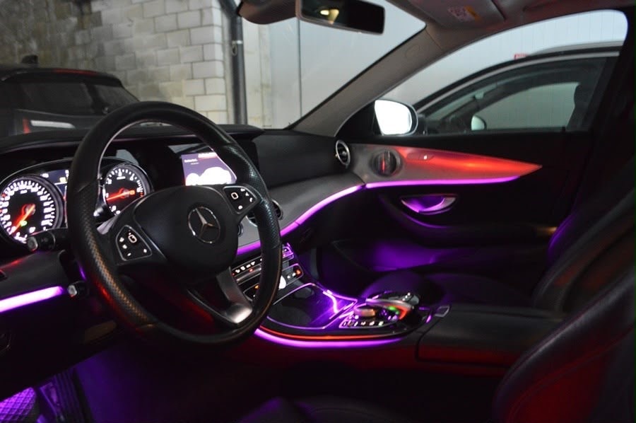 MERCEDES-BENZ E 220 d 4Matic-image-5
