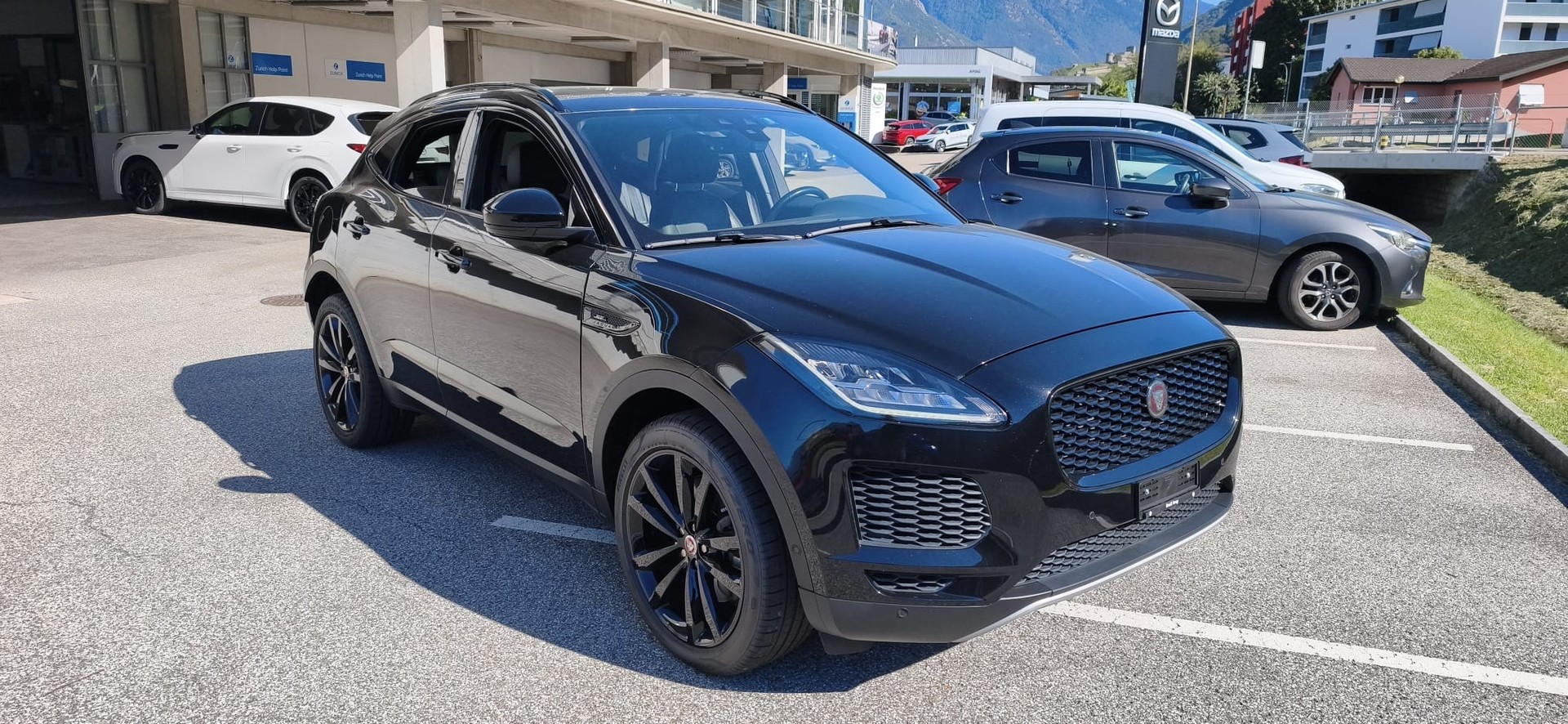 JAGUAR E-Pace 2.0 P250 SE AWD Automatik-image-6