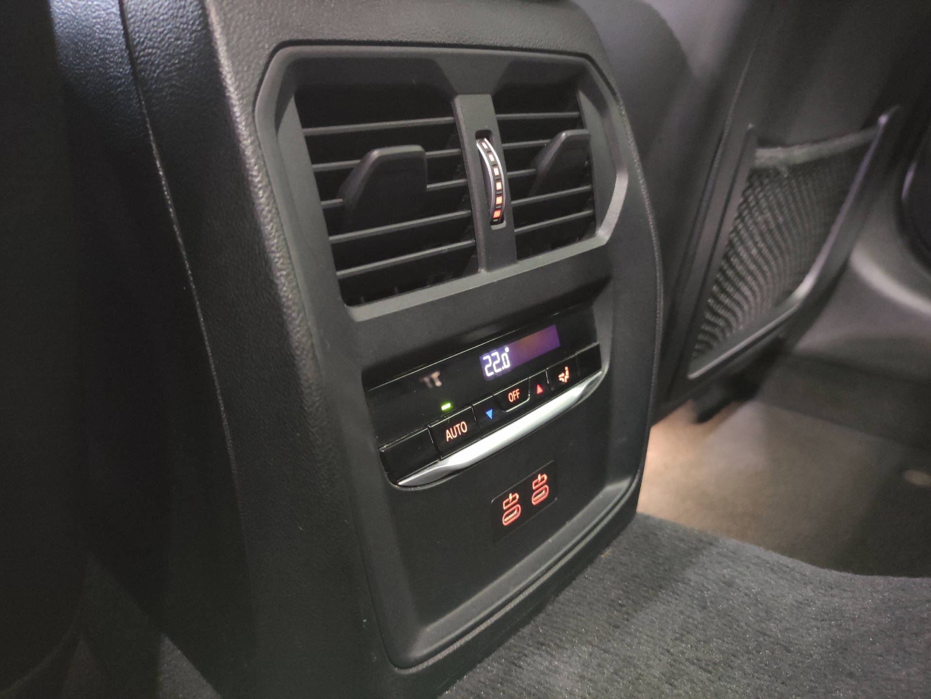 BMW-ALPINA B3 Touring 3.0 Biturbo 4x4-image-18