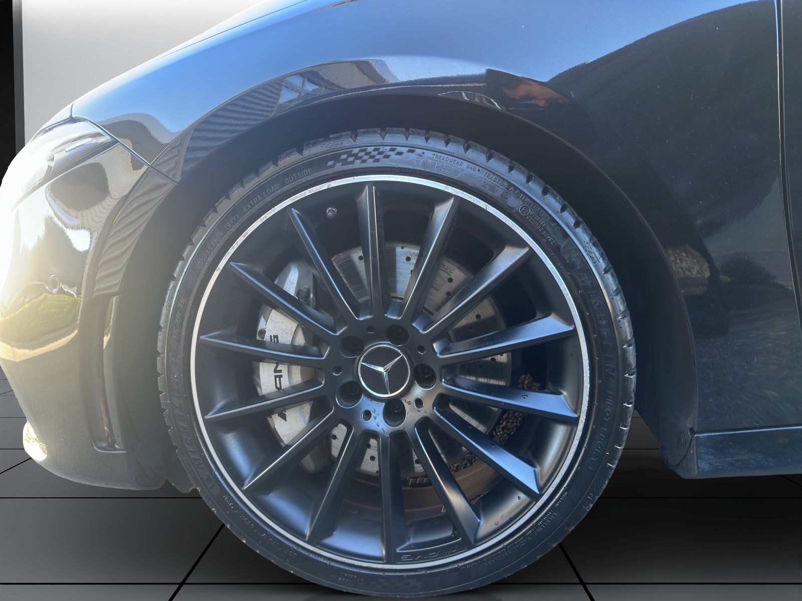MERCEDES-BENZ A 35 AMG 4Matic-image-5