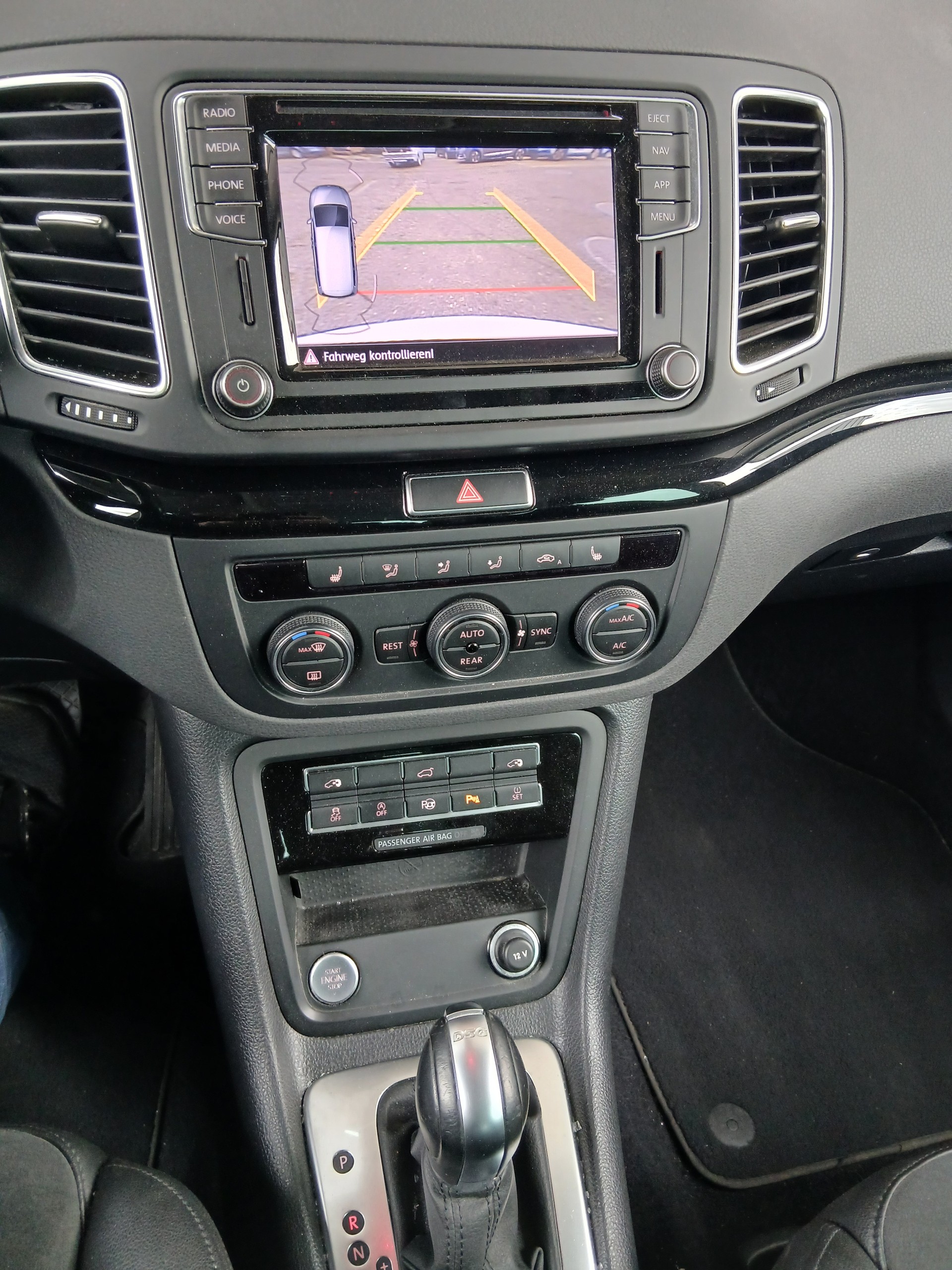 VW Sharan 1.4 TSI BlMT Highline DSG 7 plätze-image-8