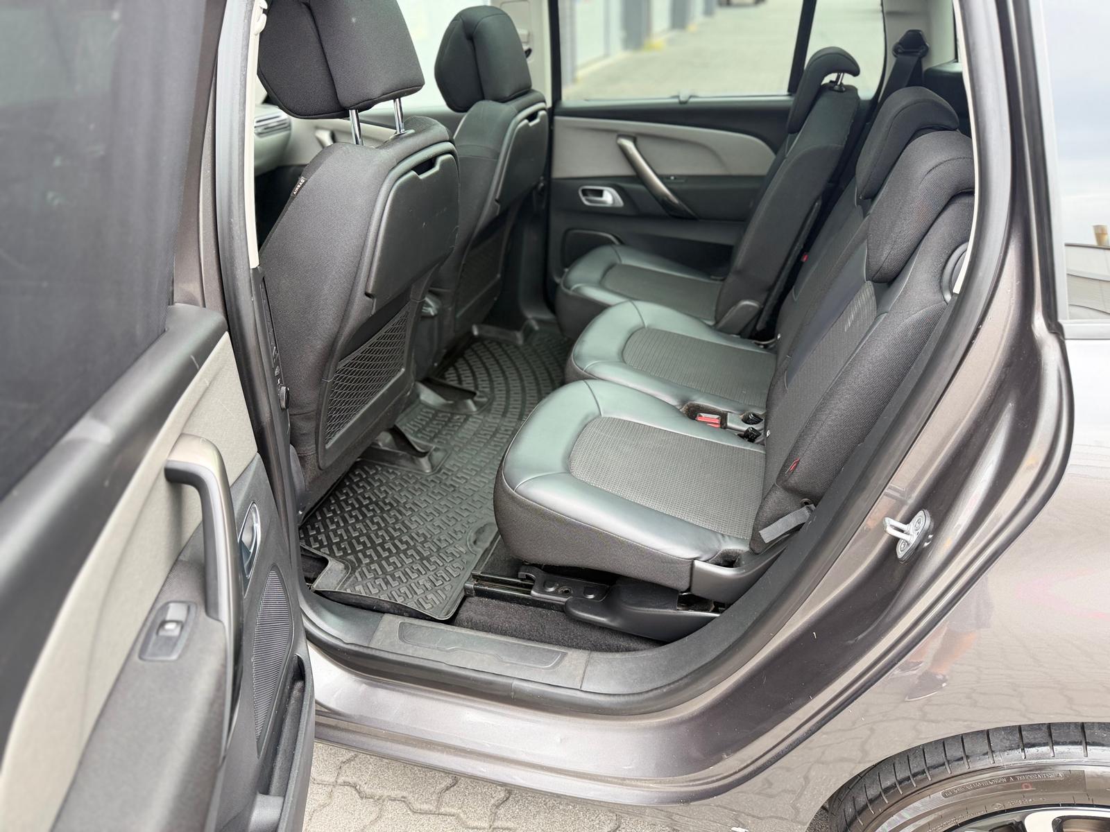 CITROEN Grand C4 Spacetourer 1.5 BlueHDi Shine EAT8-image-17
