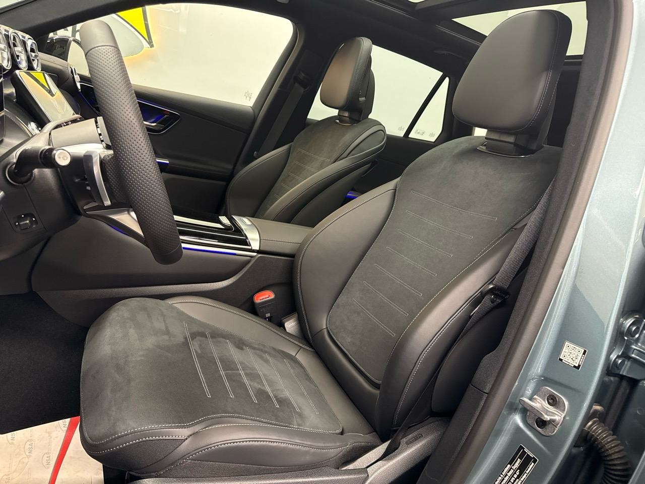 MERCEDES-BENZ GLC 300 de 4Matic AMG 9G-Tronic-image-3