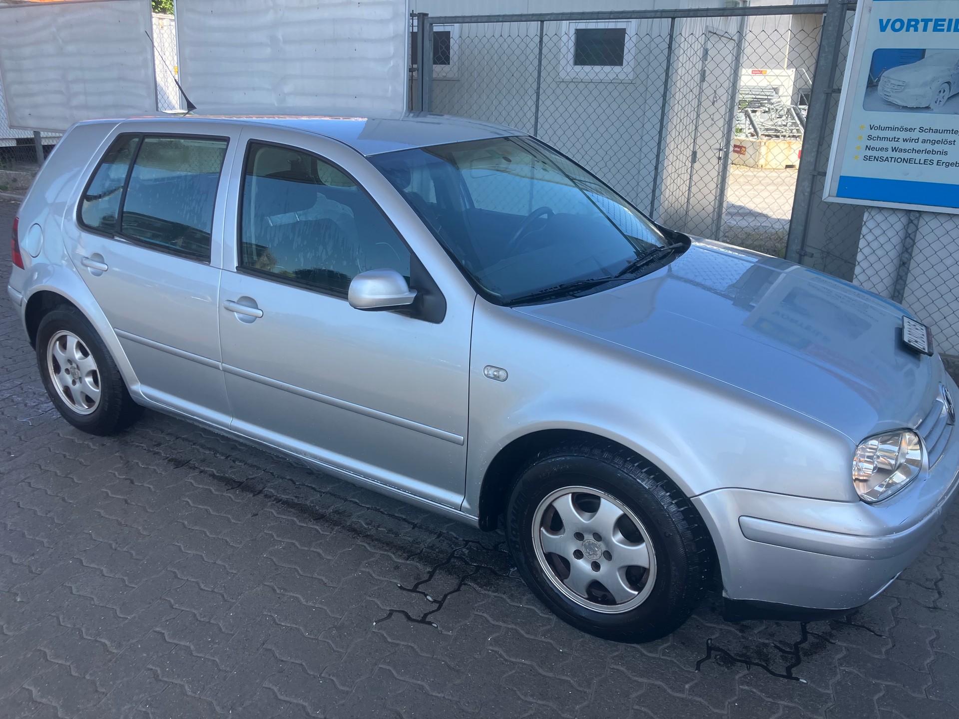 VW 1.6 FSI Comfortline-image-0