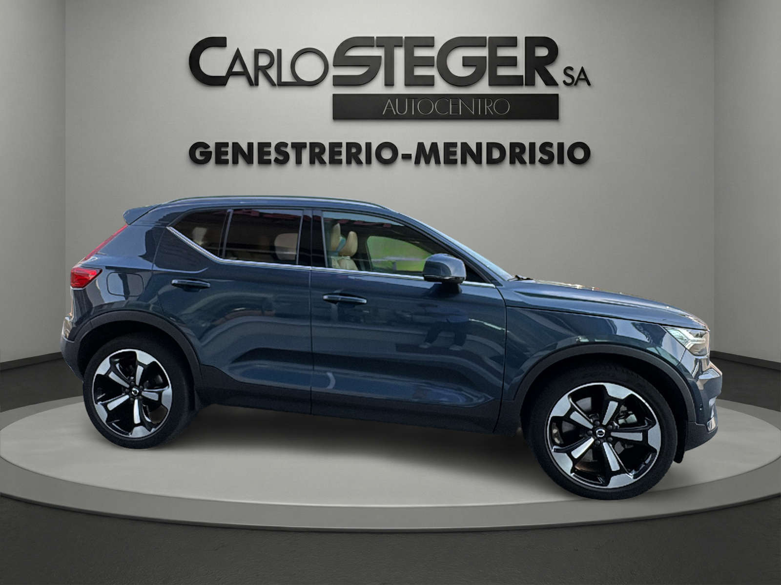 VOLVO XC40 T5 TwE Inscription DCT-image-14